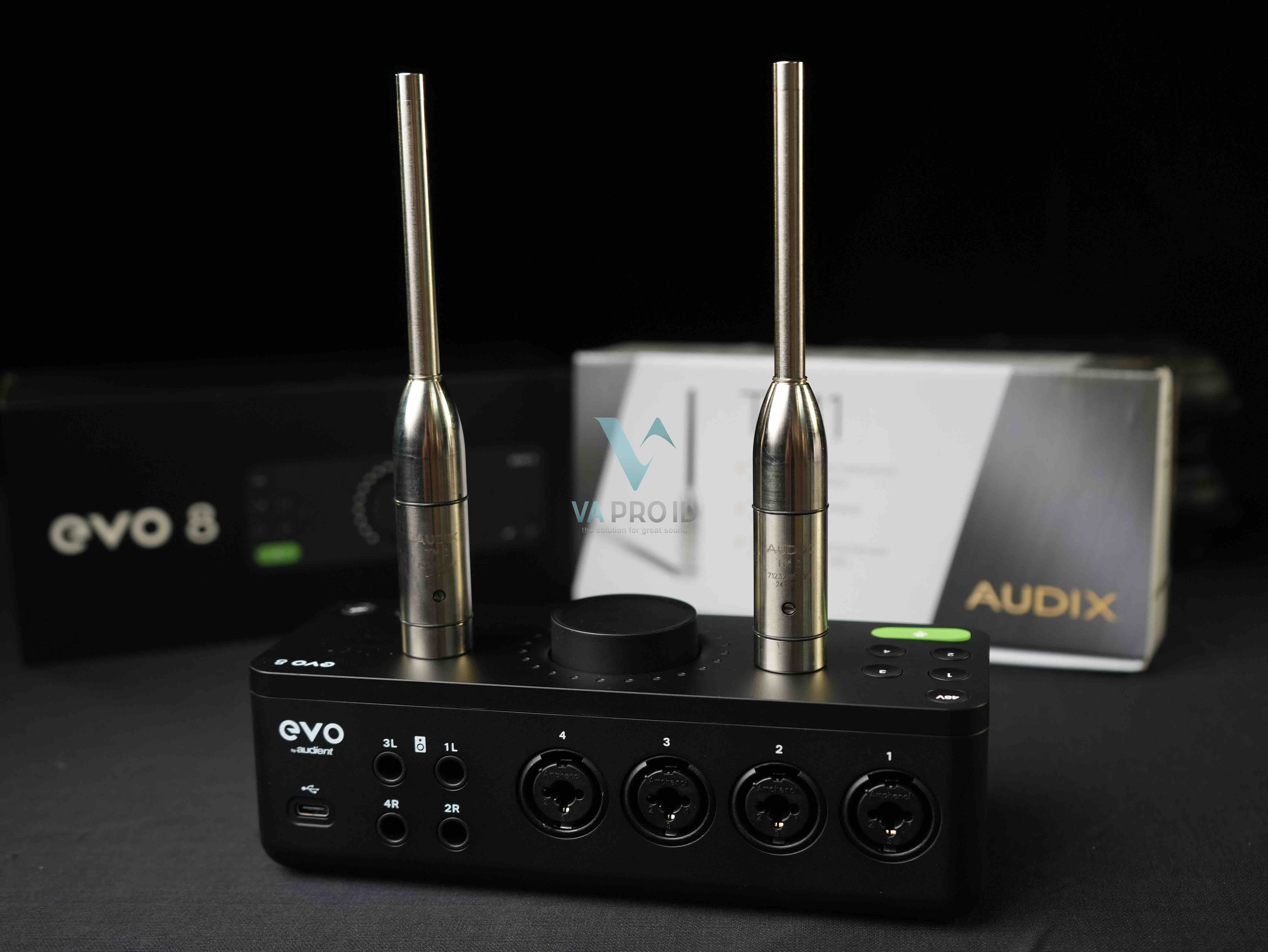 RTA Measurement audient evo8 mic Audix TM1