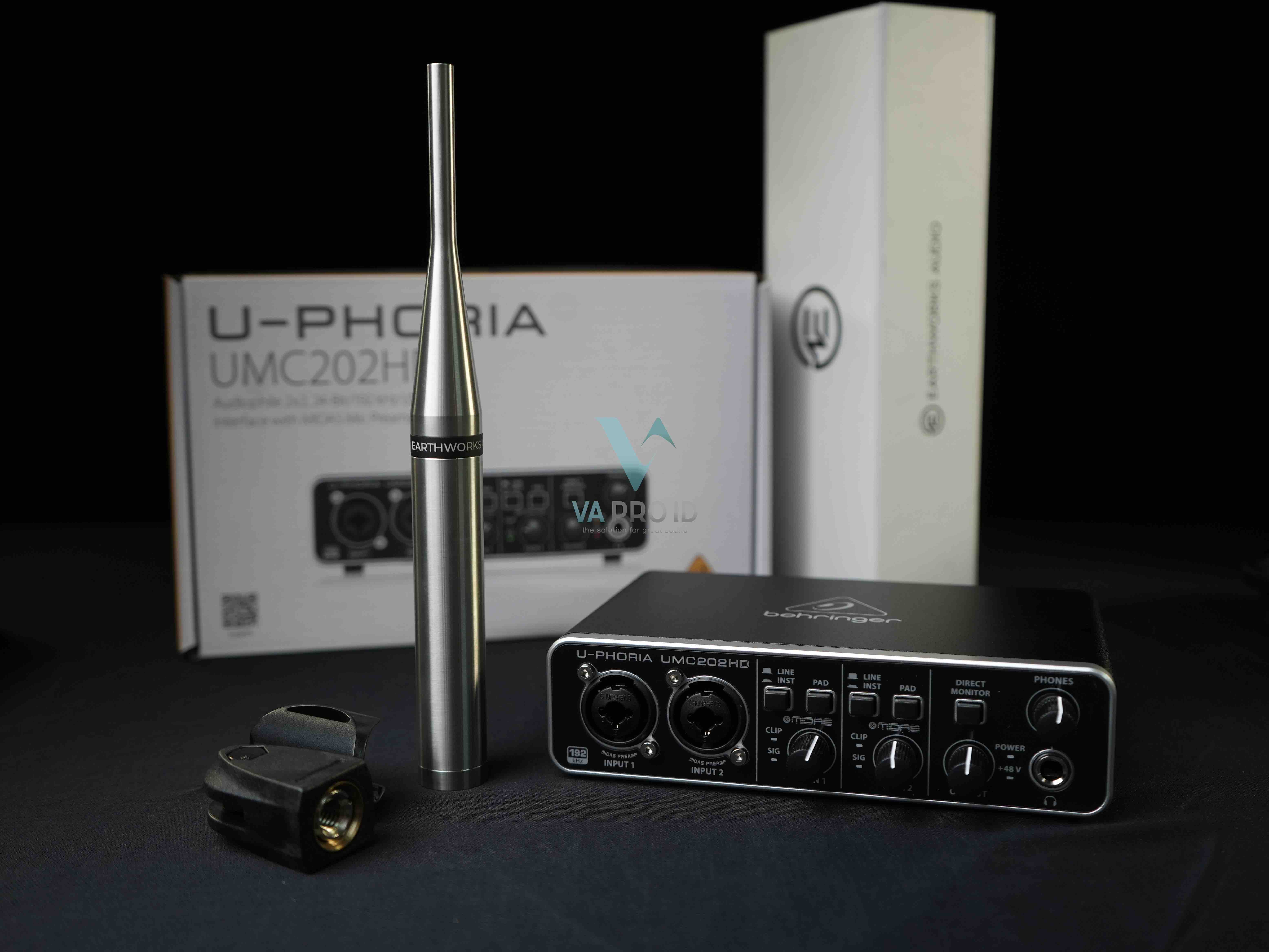 RTA Measurement Behringer umc202hd mic earthworks m30