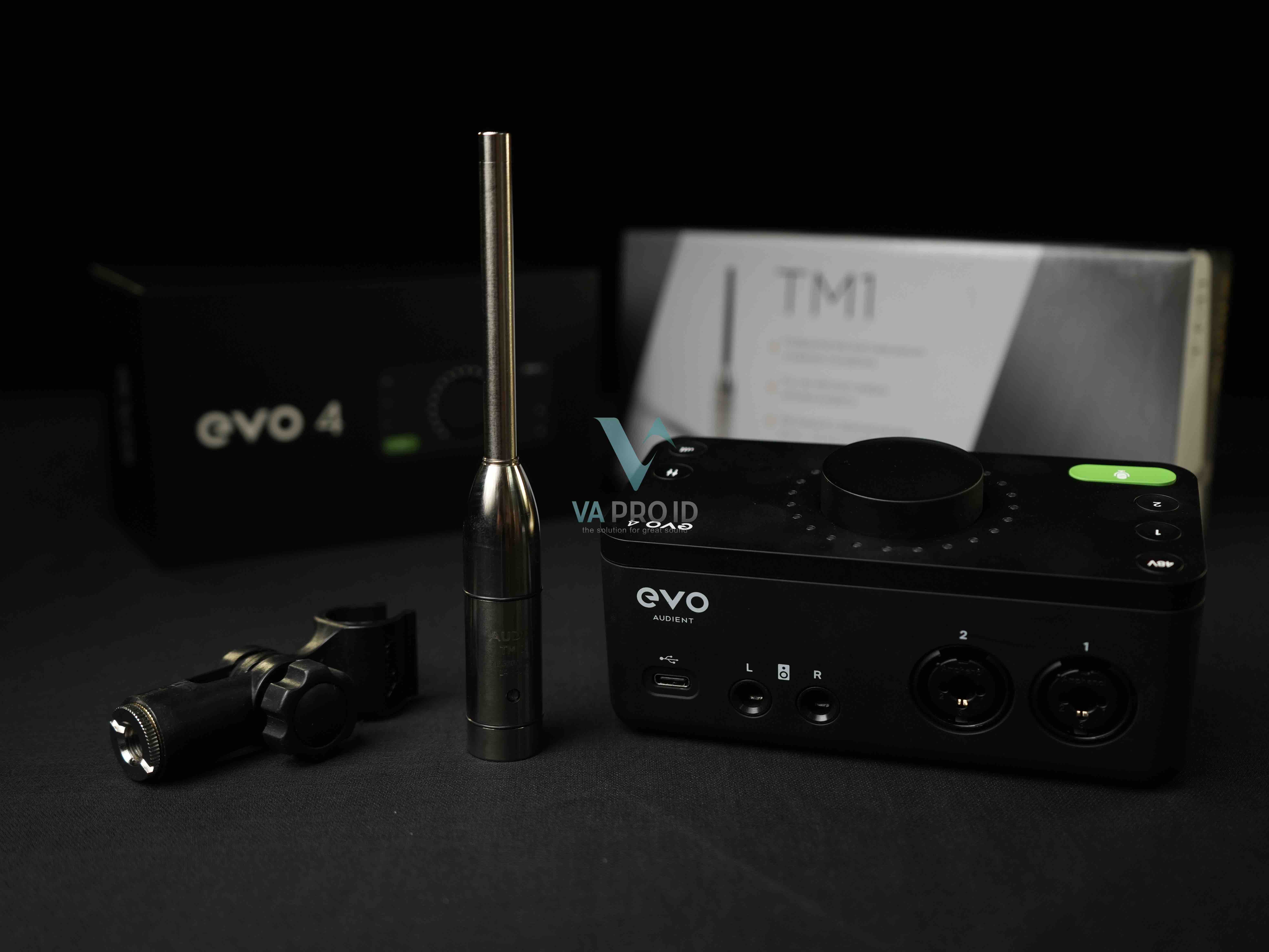 RTA Measurement audient evo4 mic audix tm1