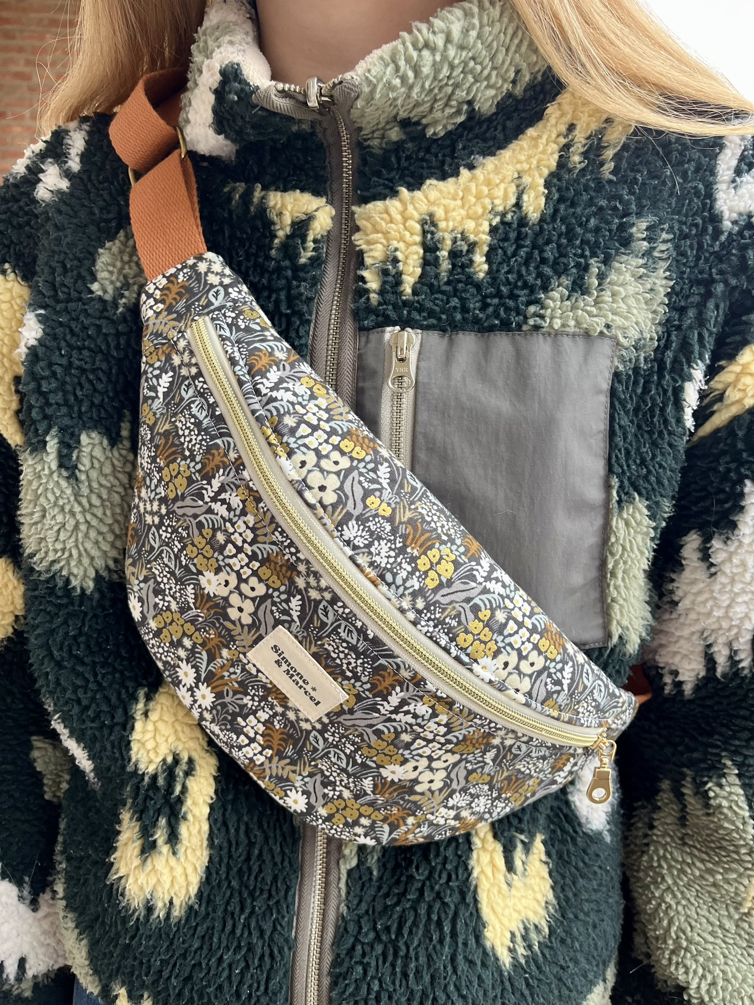 Sac banane Berlin fleuri - collection Vienna