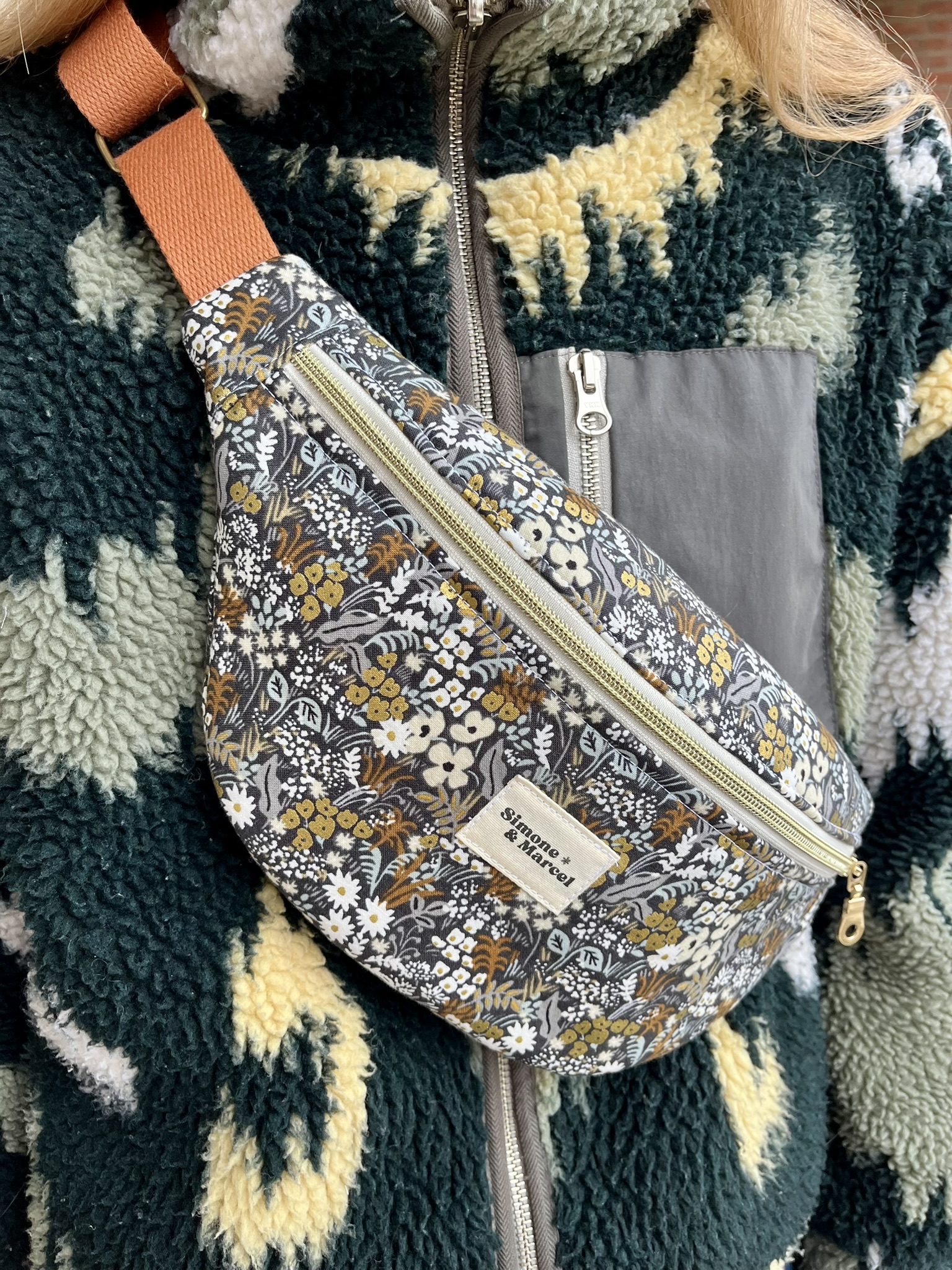 Sac banane Berlin fleuri - collection Vienna