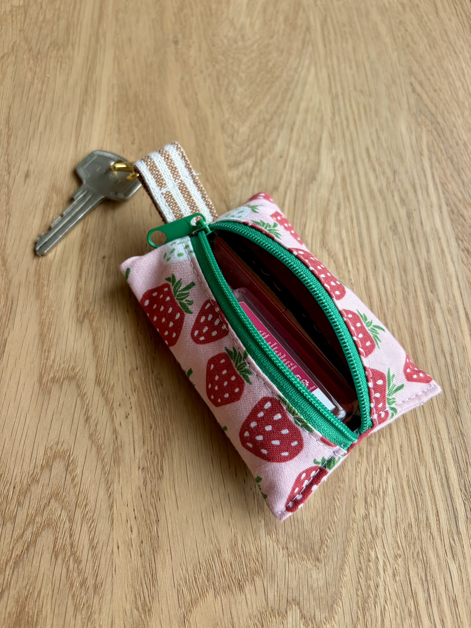 Porte-clé pochette - Fraises
