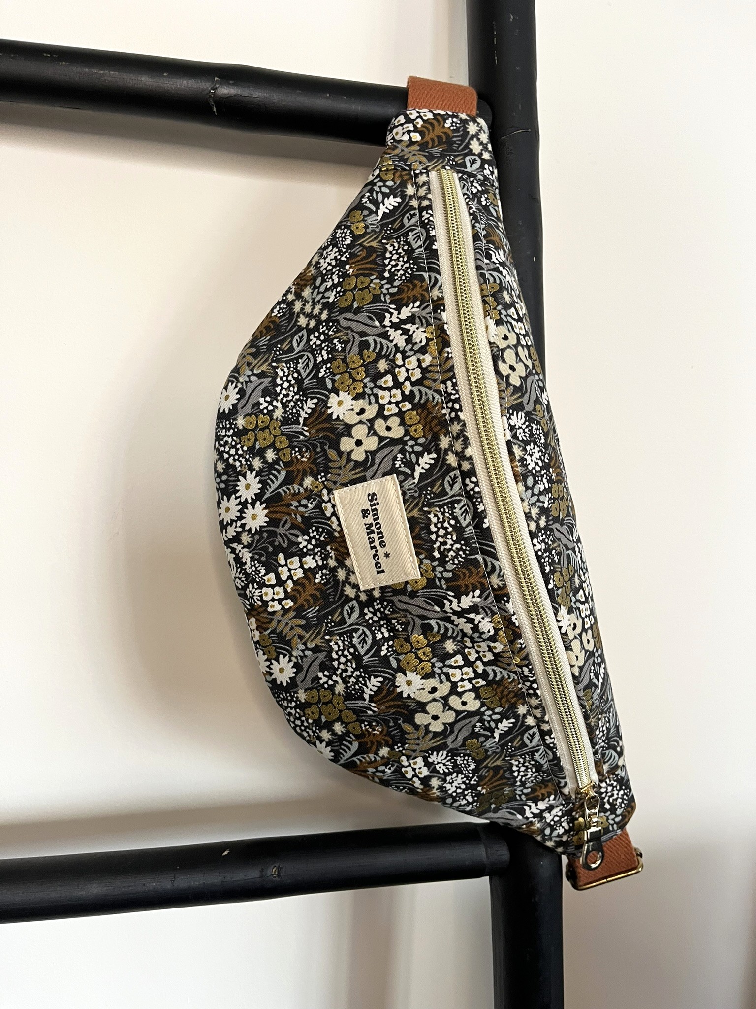 Sac banane Berlin fleuri - collection Vienna