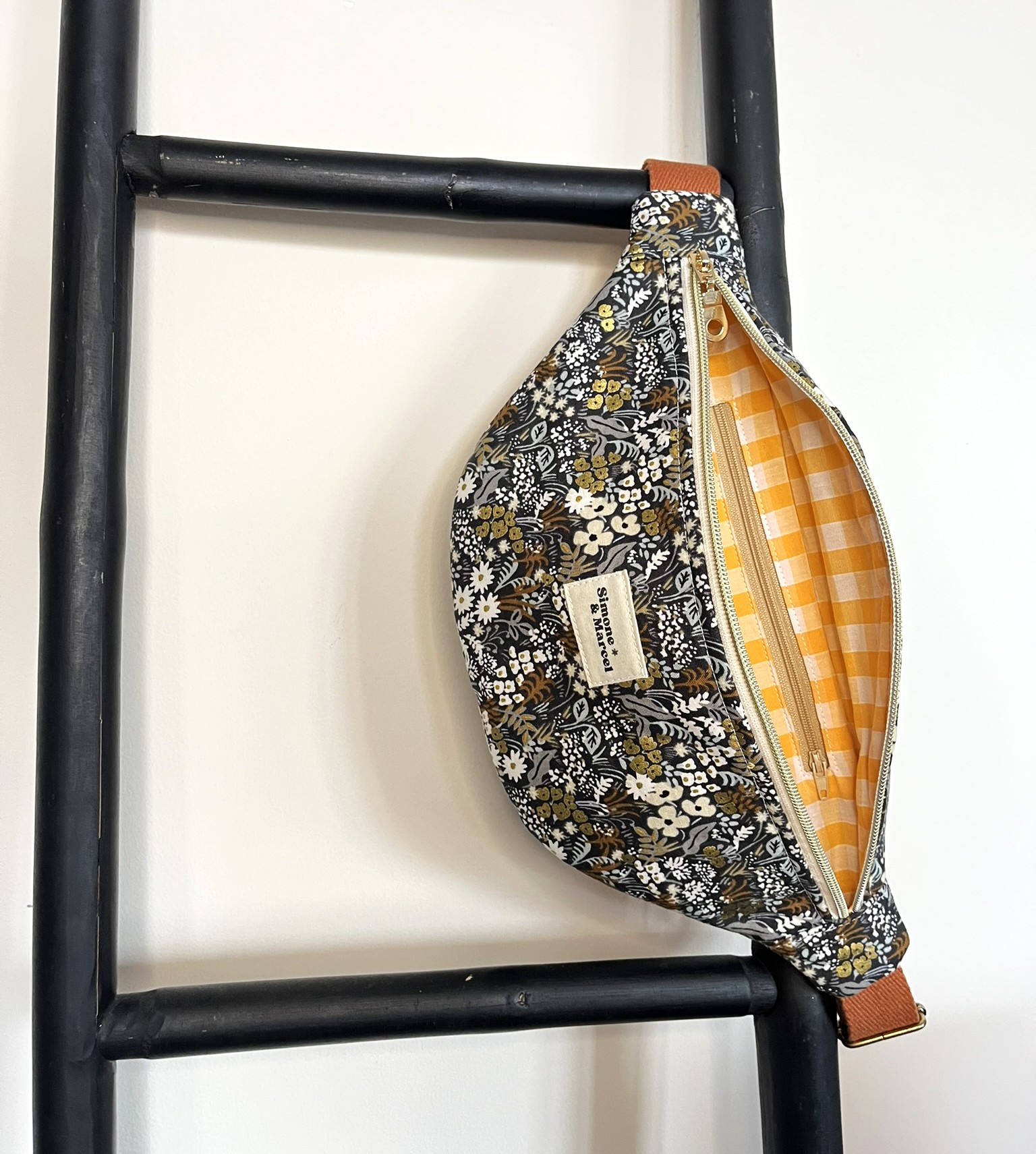 Sac banane Berlin fleuri - collection Vienna