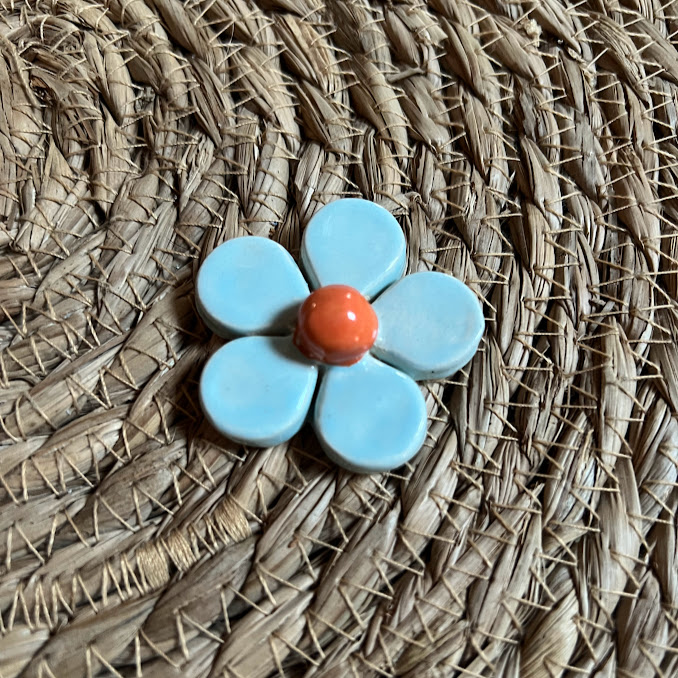 Petite fleur à l’unité Commelina