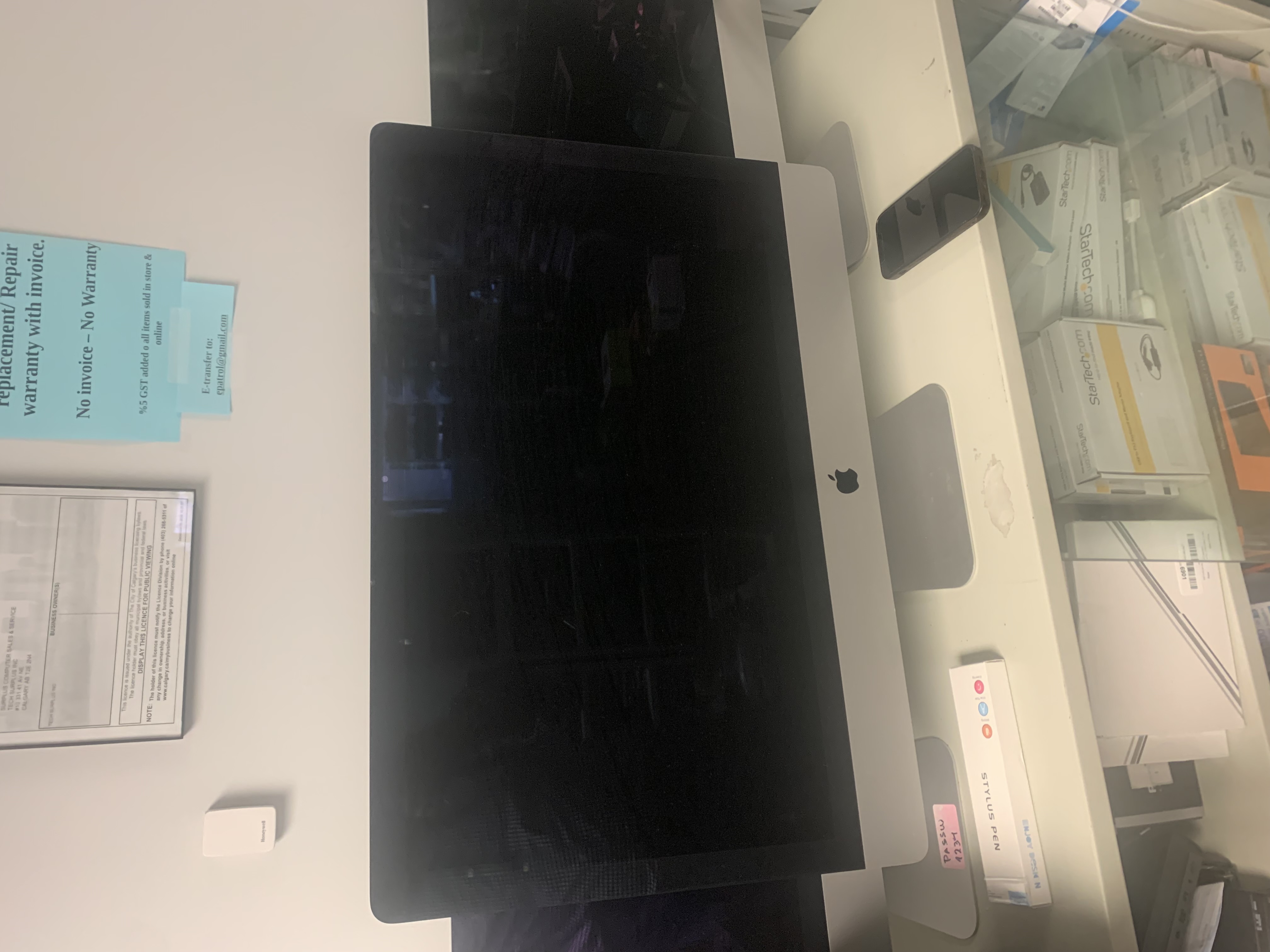 Grade A 27" Late 2013 iMac, 16 GB Memory, 1 TB HDD, OS