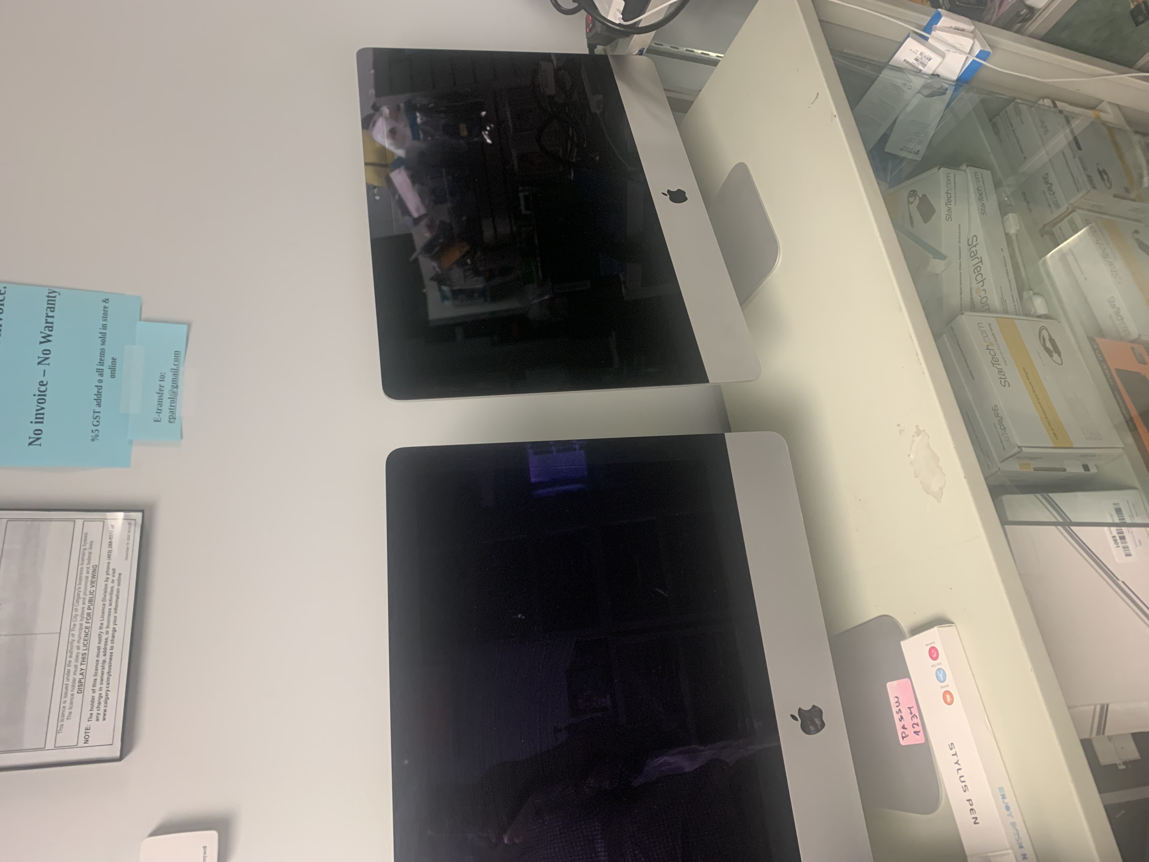 Grade A 21.5" iMac Late 2013 16 GB Ram, 1 TB HDD, OS