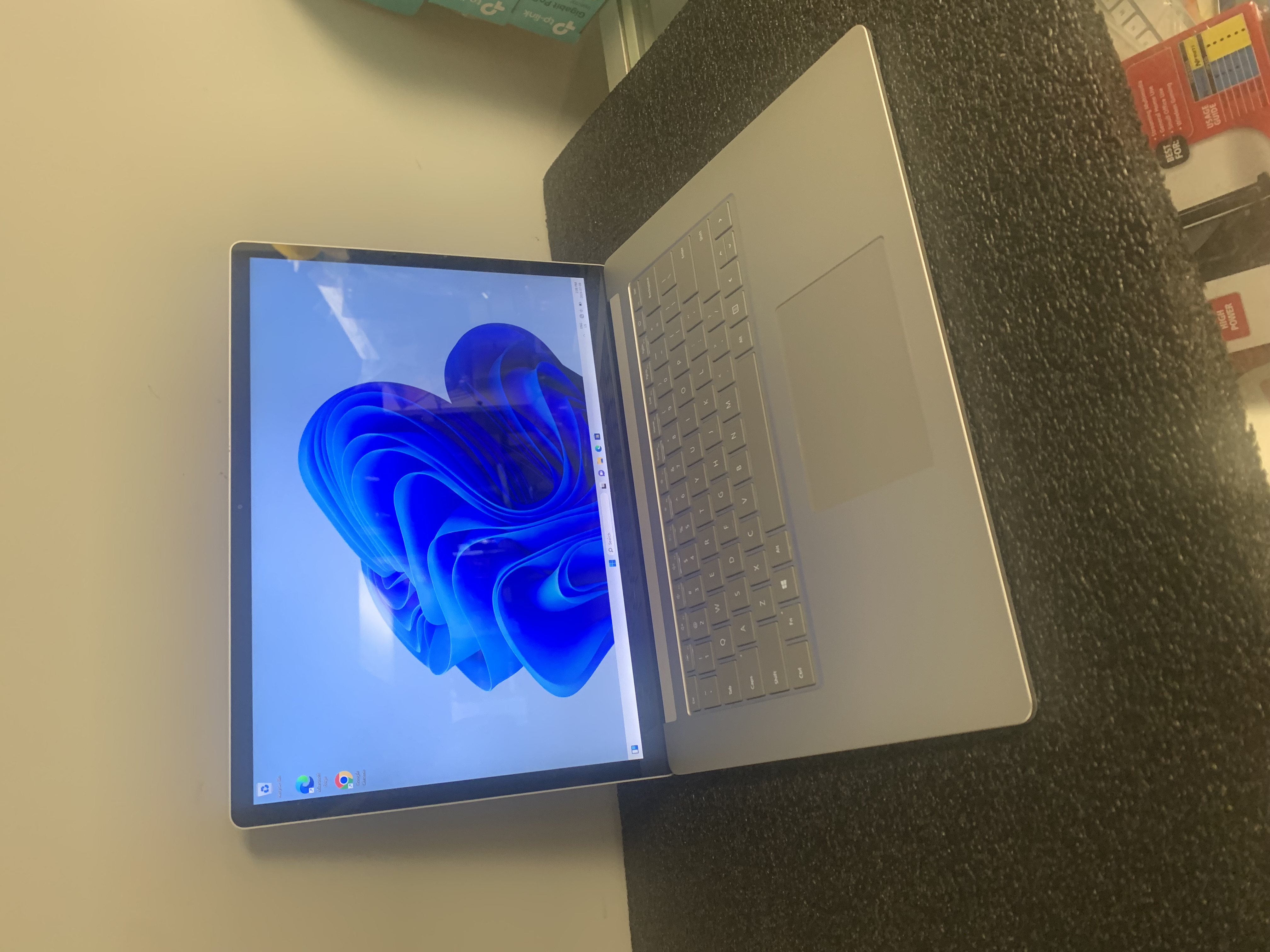 Microsoft Surface Laptop 3 15" Touch, Core i7 10th Gen, 16 GB, Legit Windows 11 Pro