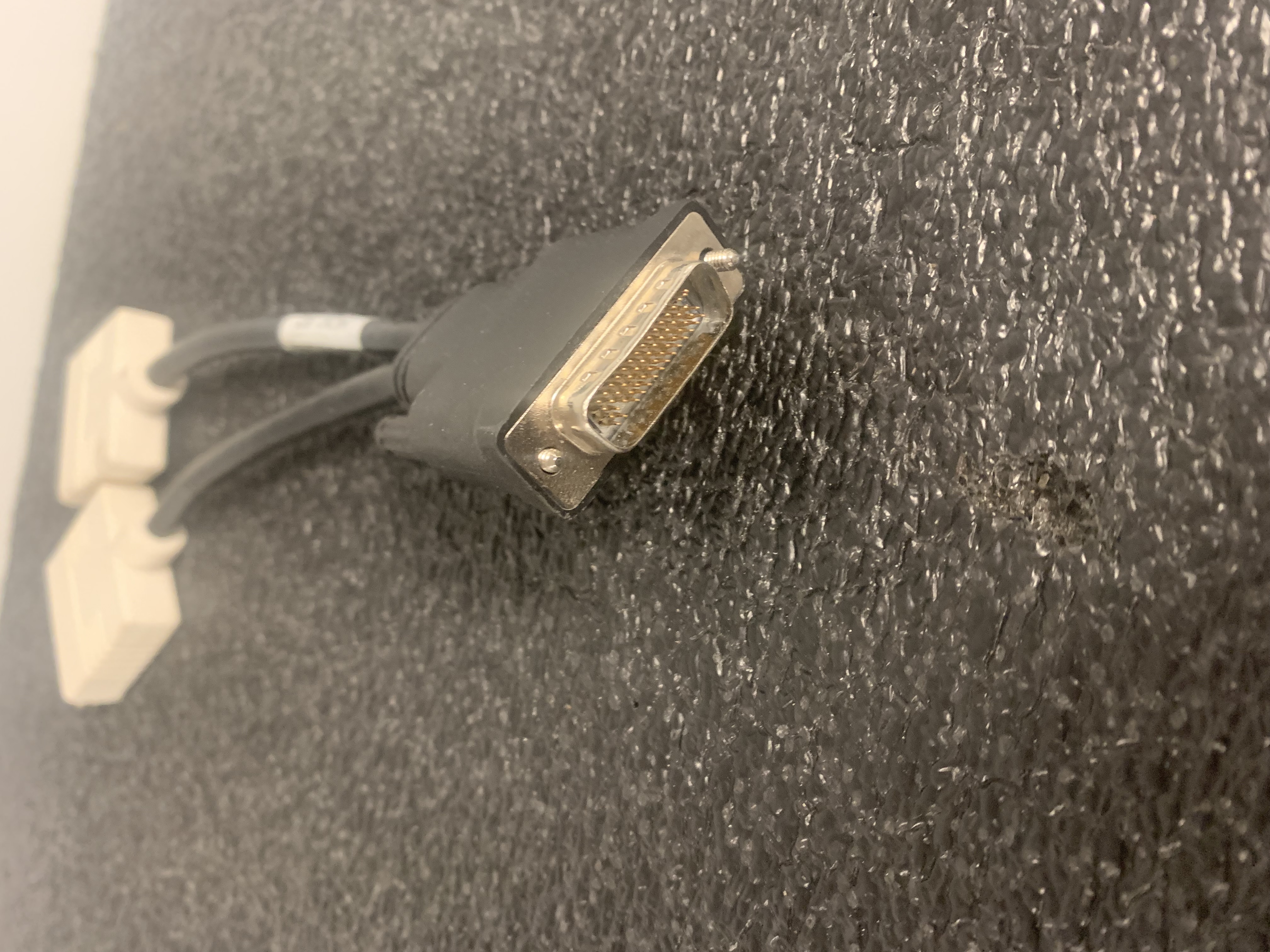 DMS-59 to Dual VGA Adapter