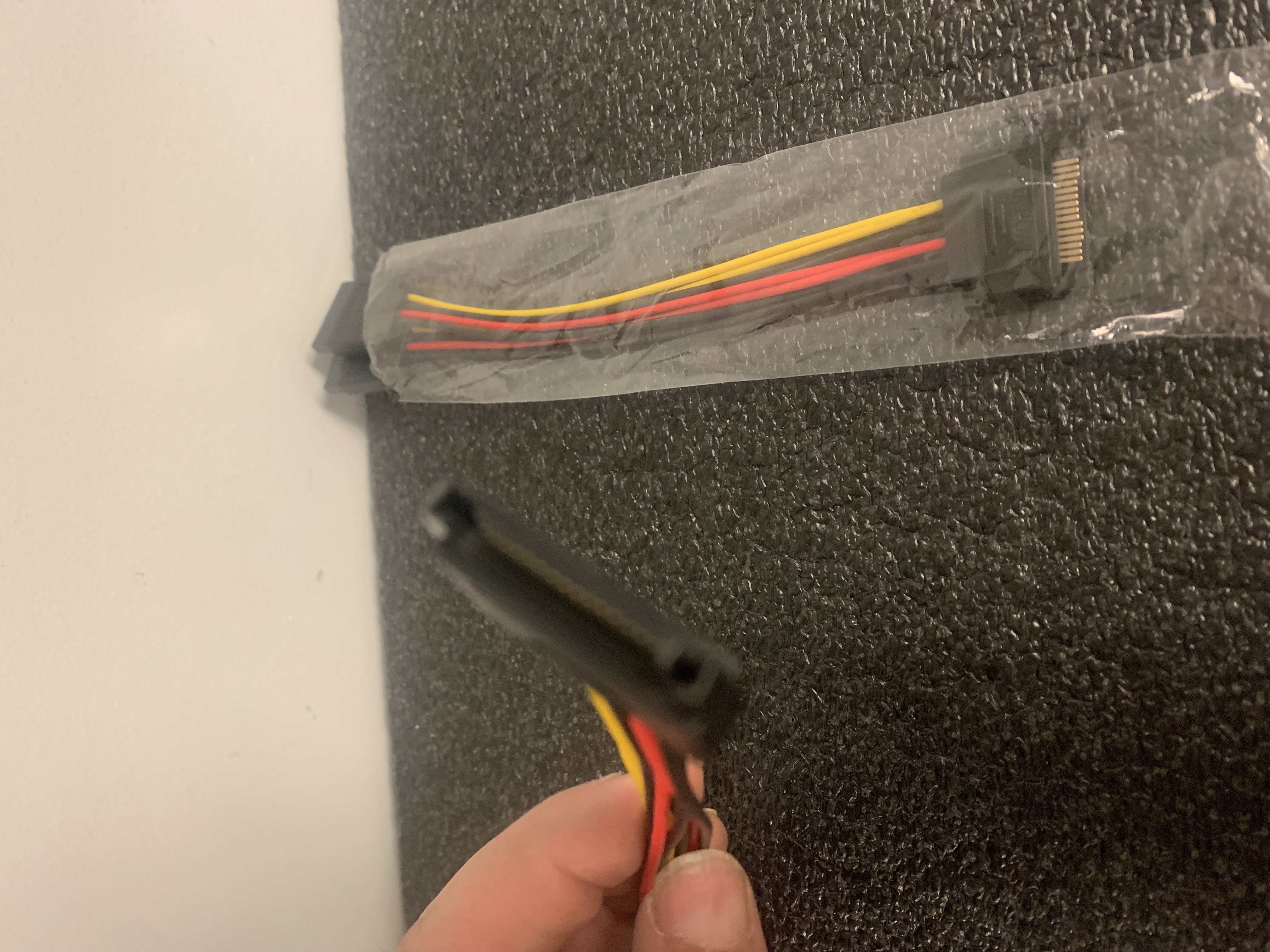SATA to Dual SATA Splitter