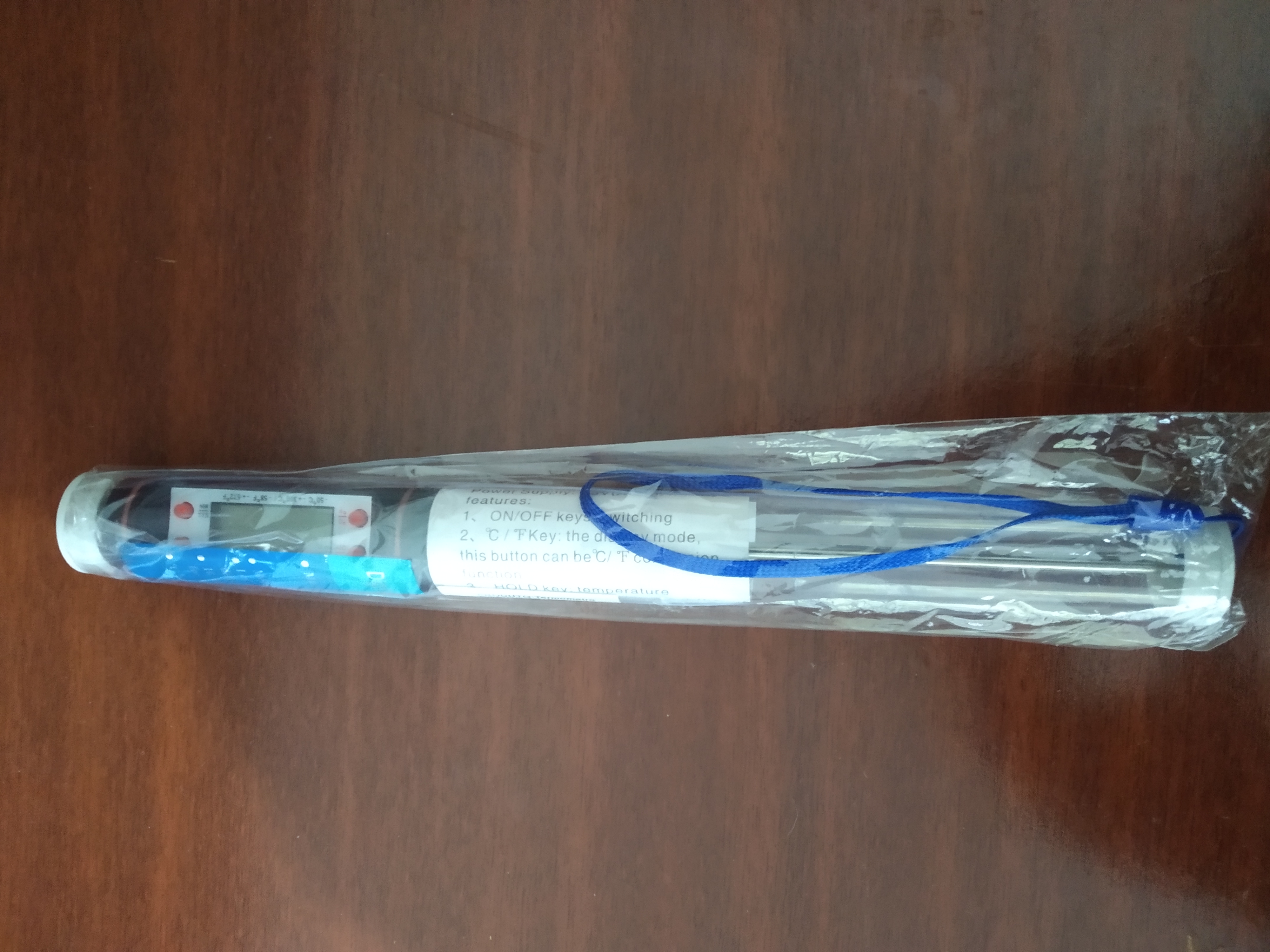 Termômetro digital portátil