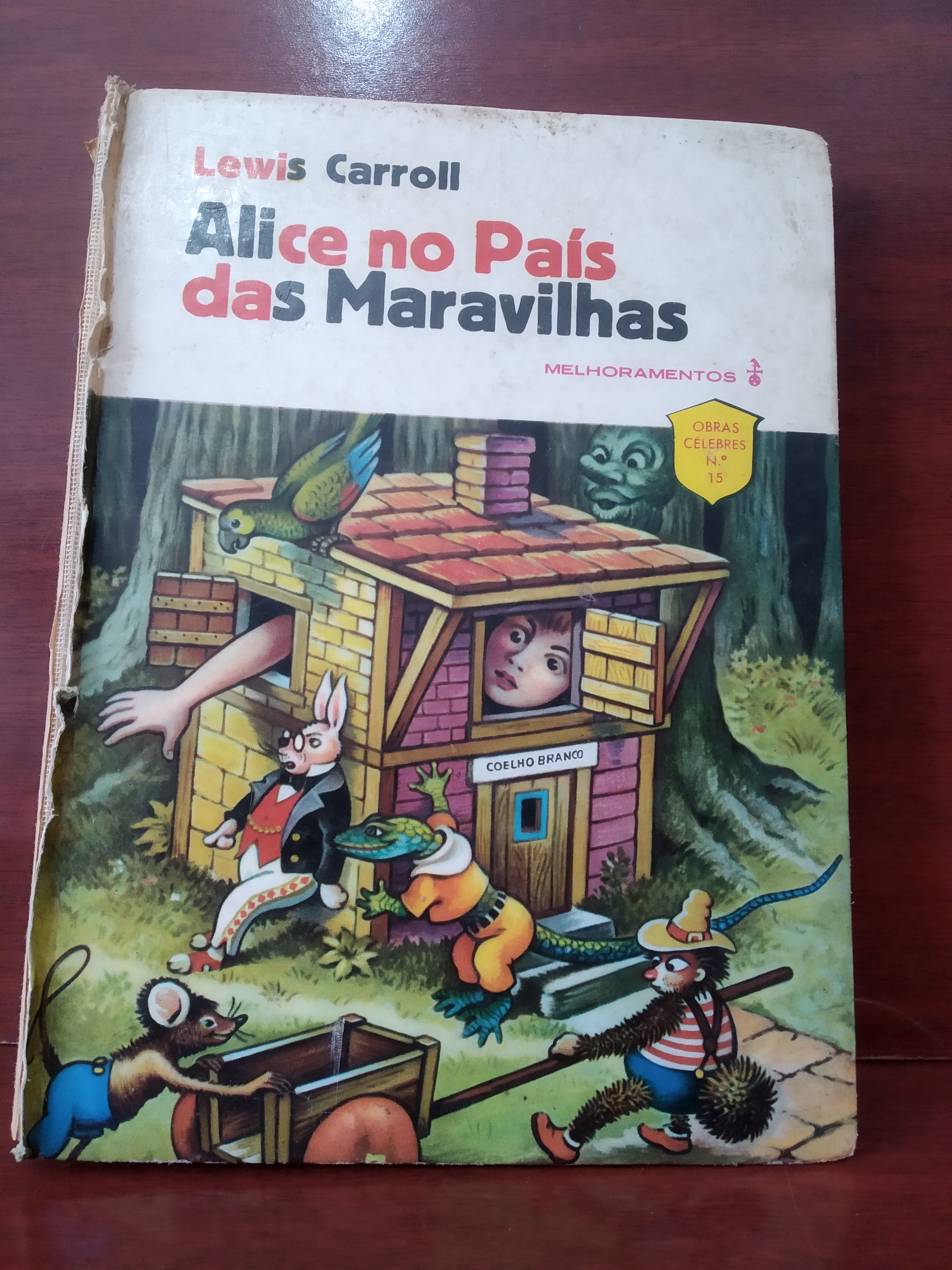 Alice no País das Maravilhas