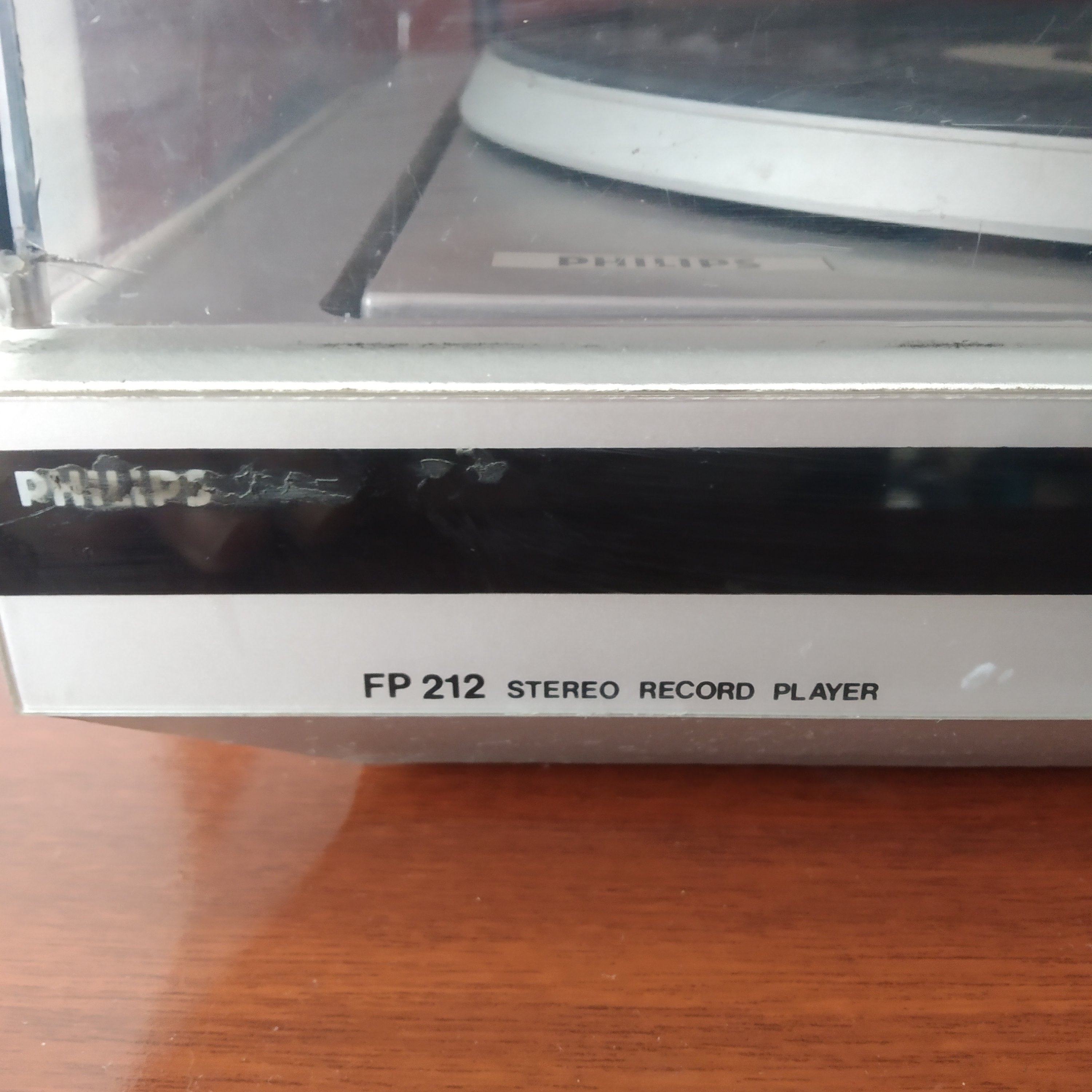 Toca-discos Philips FP 212