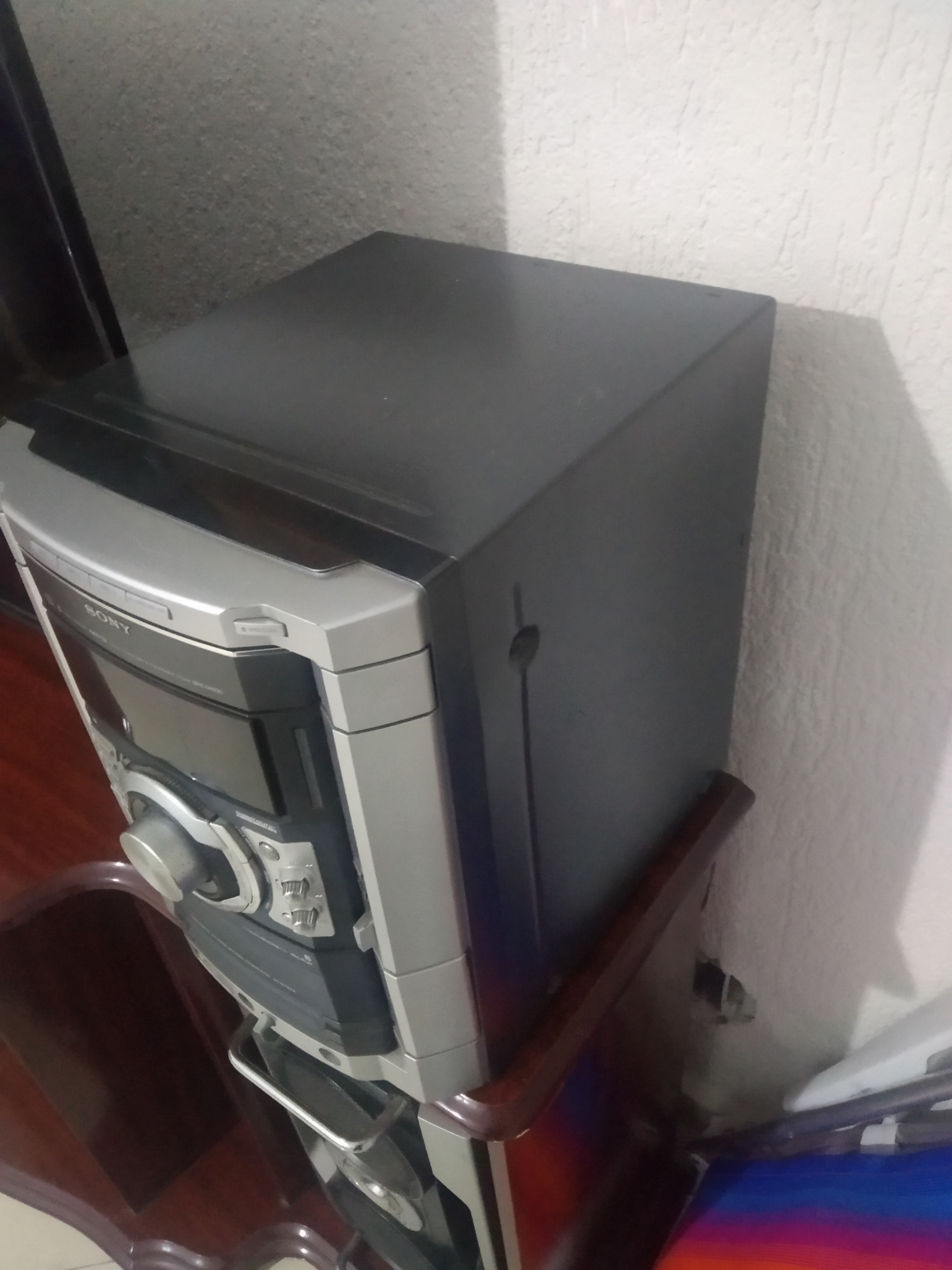 Sony Mhc Gn 990 Muita Potência E Qualidade. Cinza 550 W