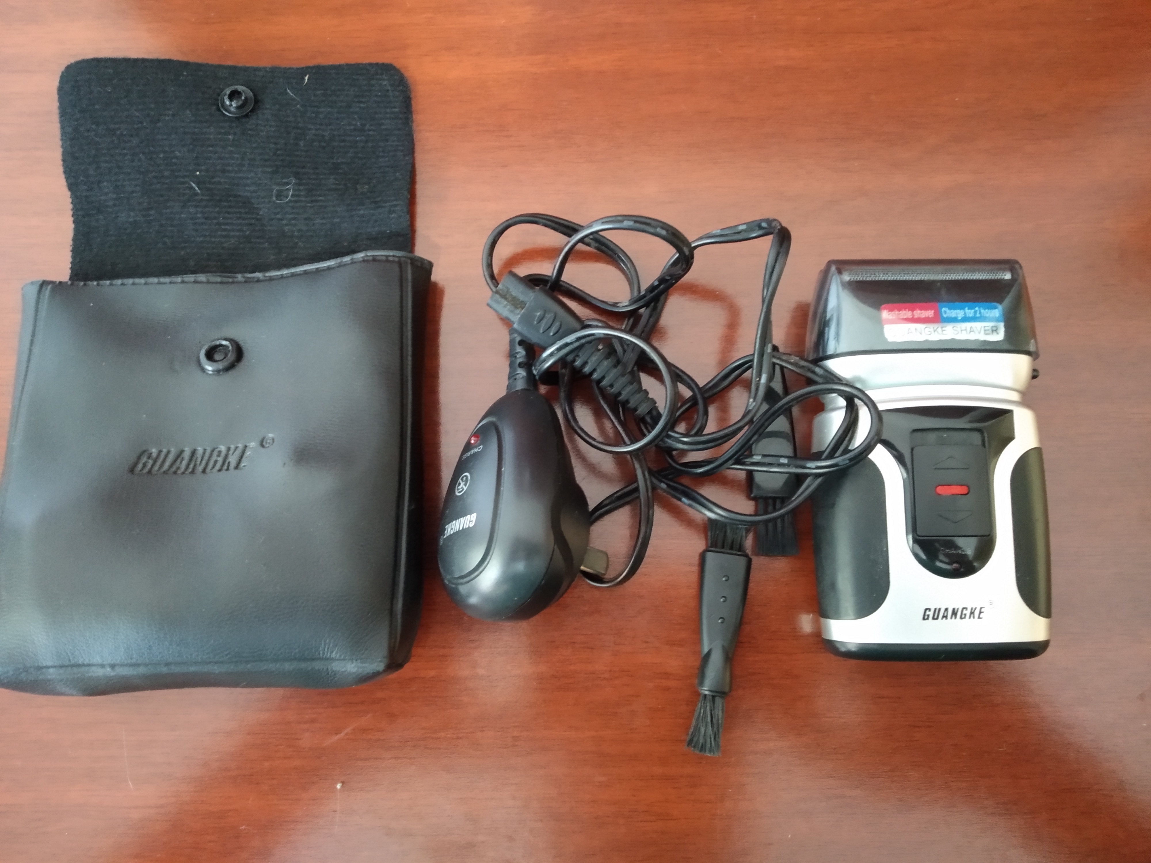 Barbeador recarregável Guangke