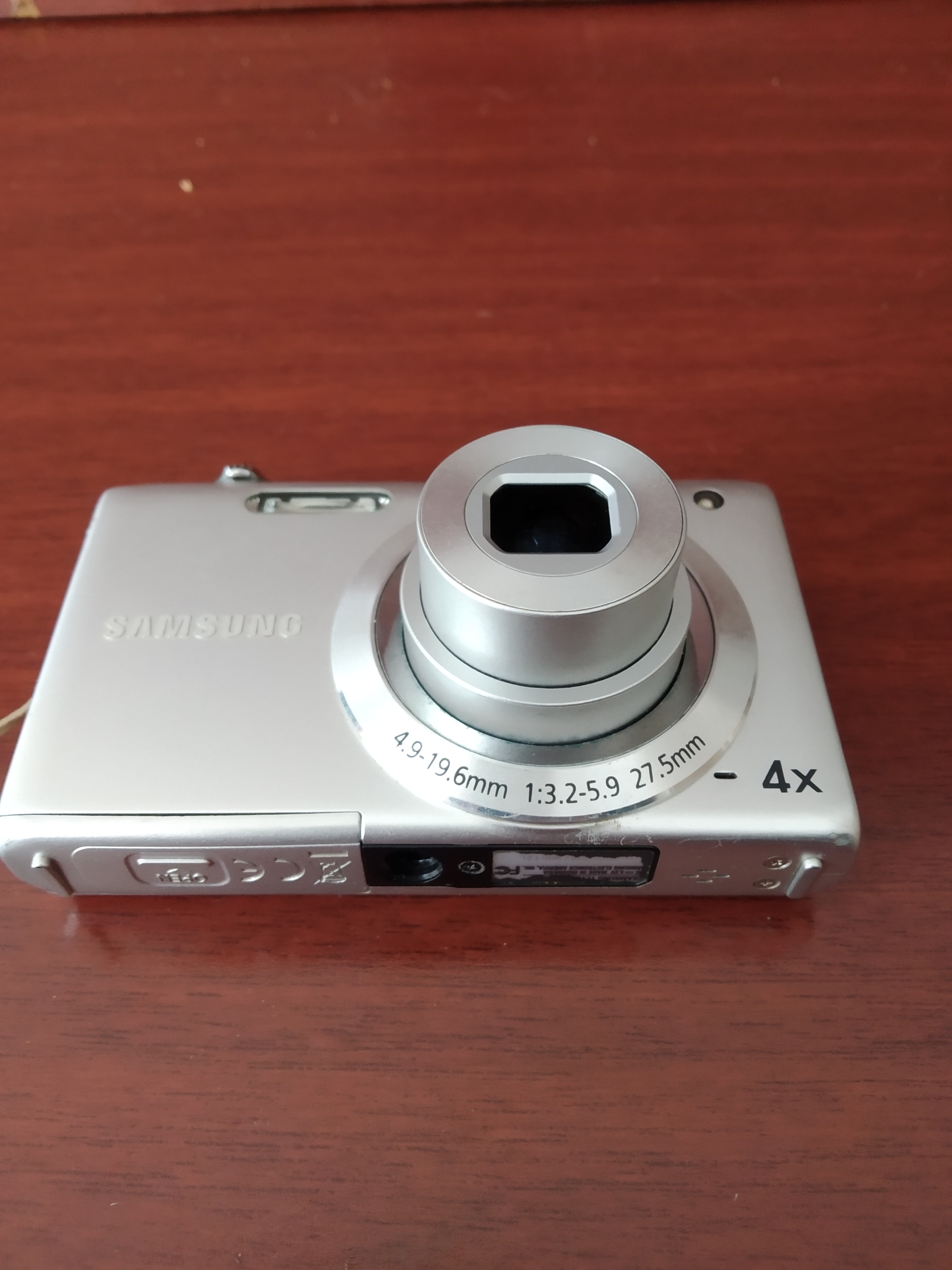 Câmera digital Samsung TL 105