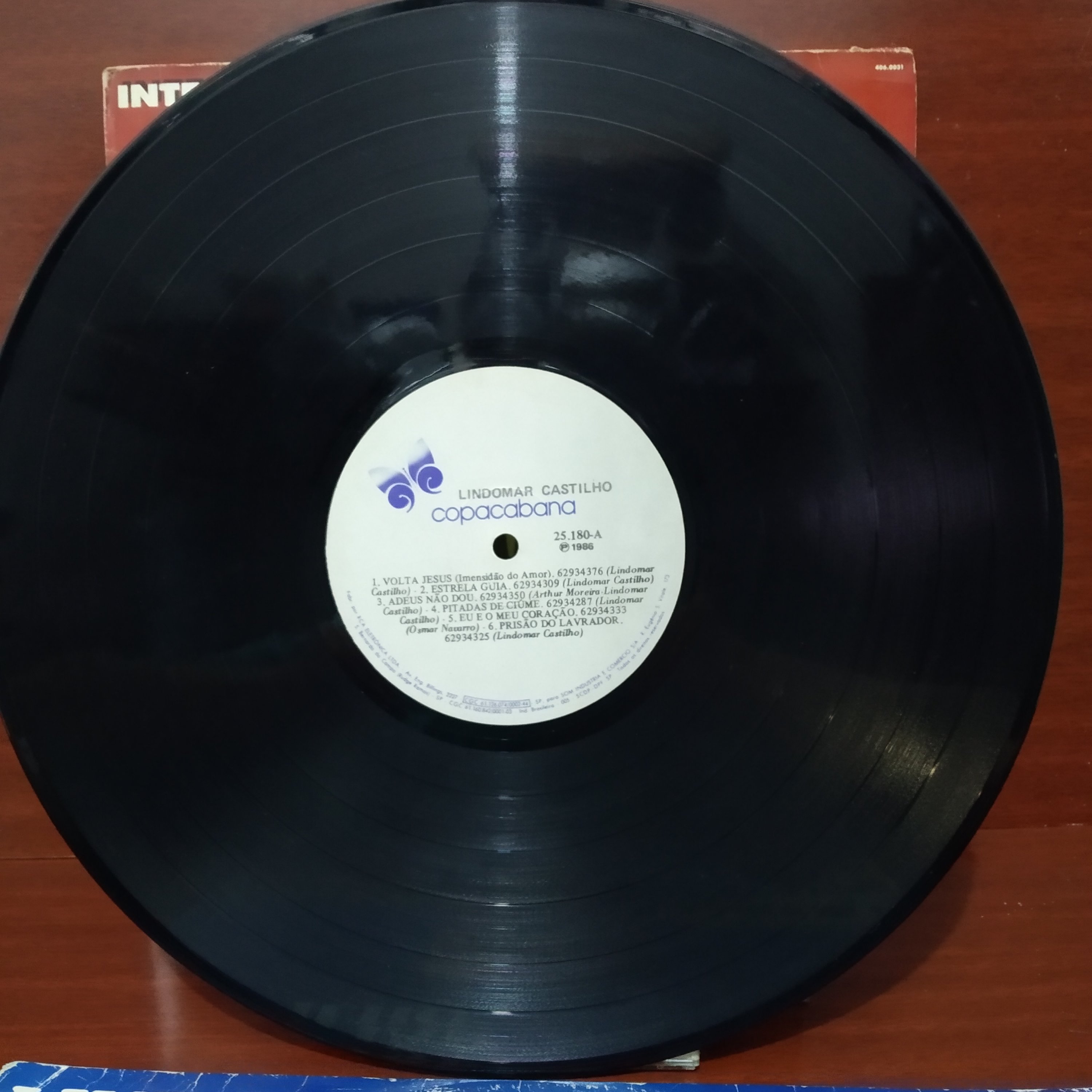 Lindomar Castilho - Muralhas da Solidão