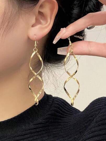 1 pr Gold Earrings