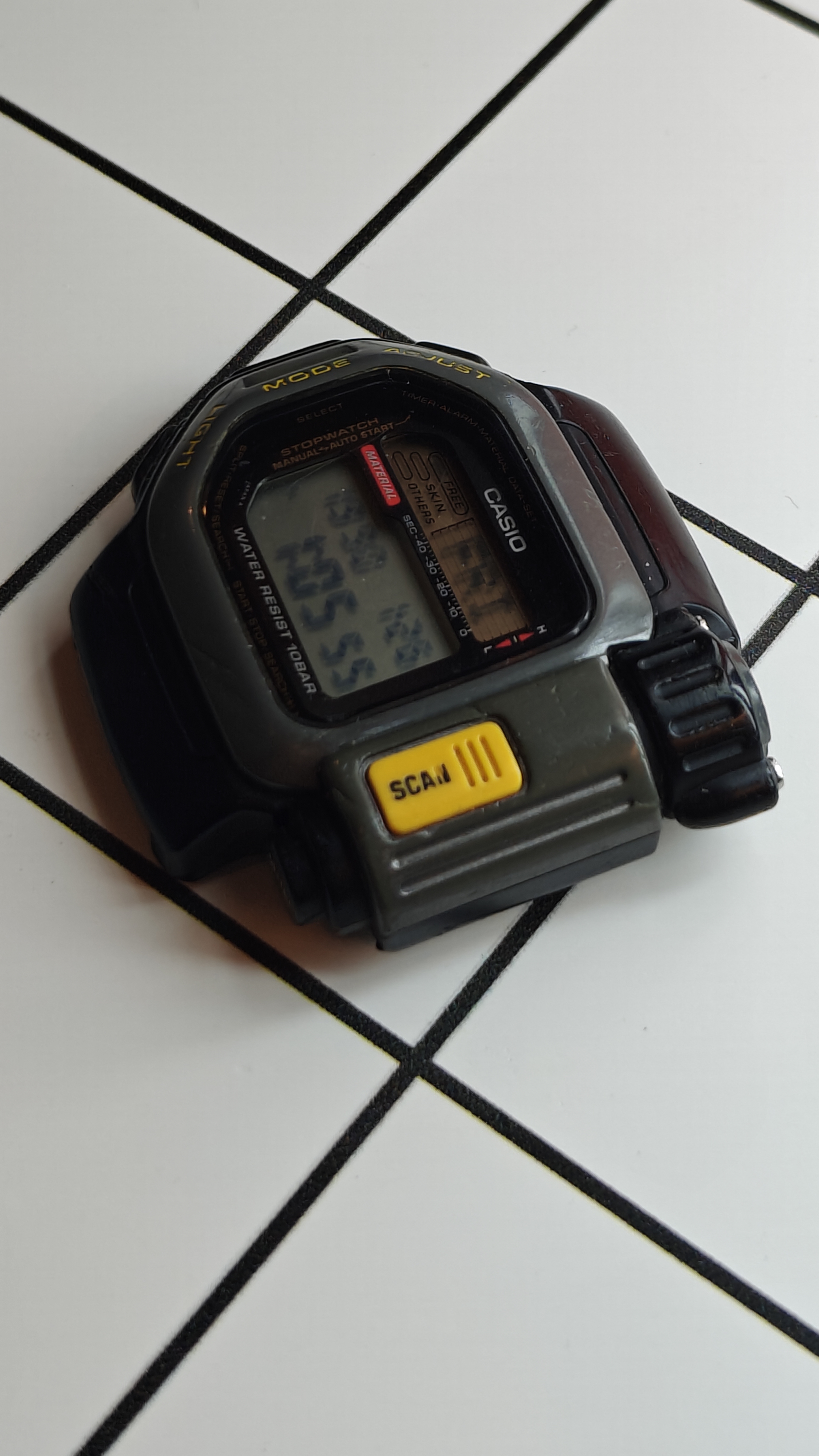 Vintage CASIO TSR-100 Thermo Scanner digital watch 