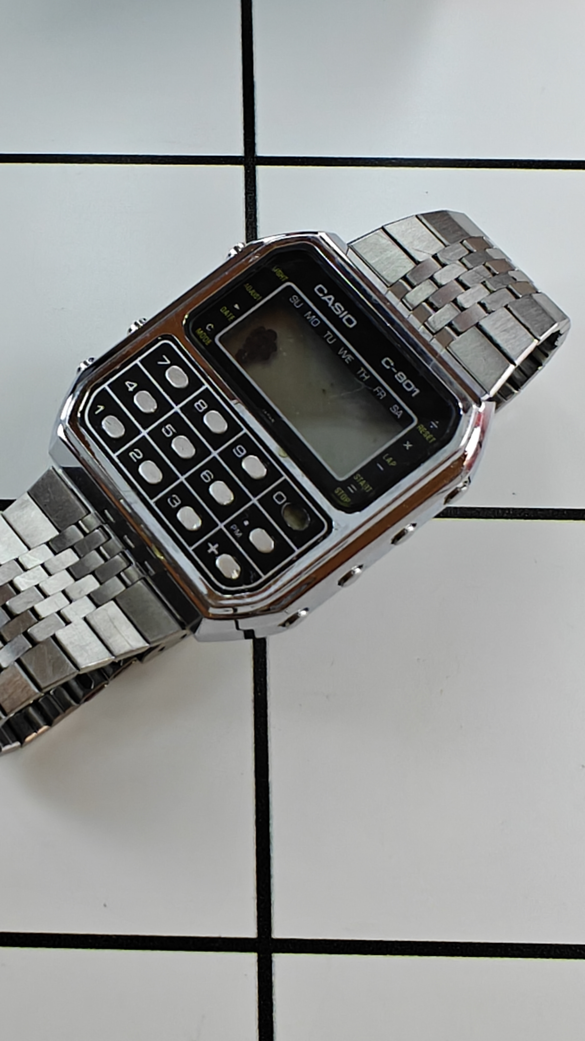 For sale is a Vintage Casio C-801 Calculator Watch from the 1980s (Parts)