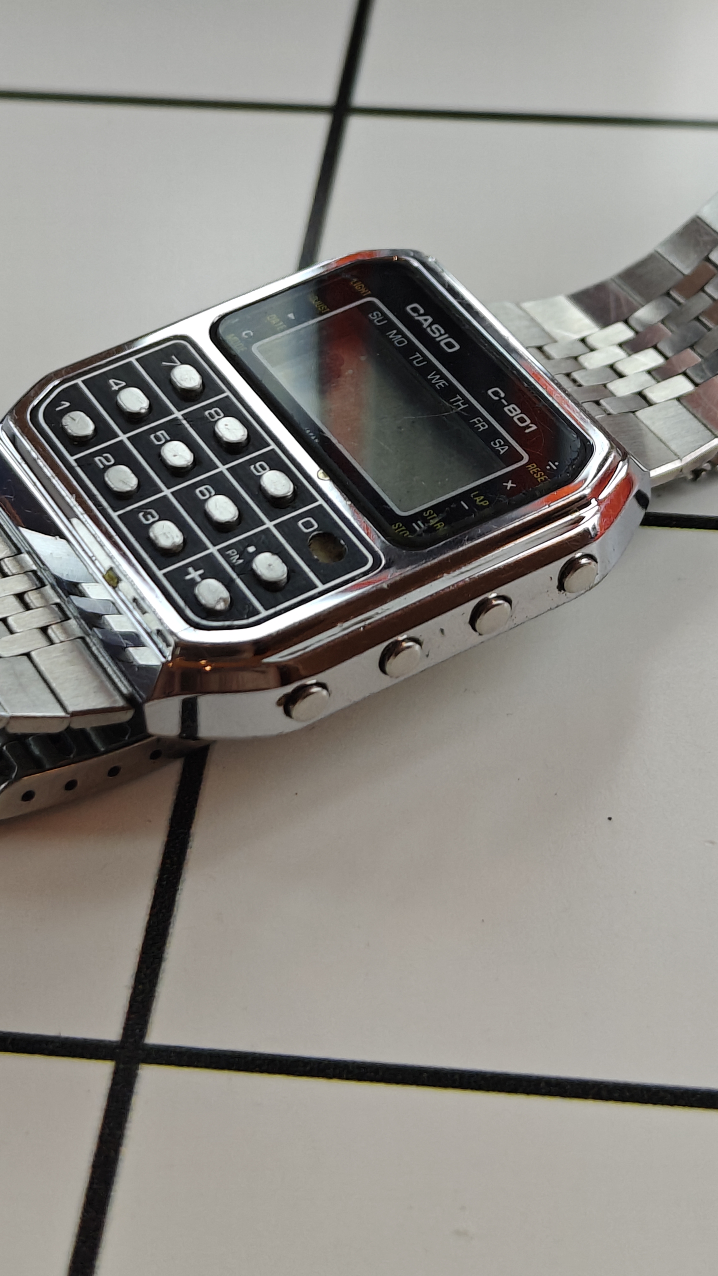 For sale is a Vintage Casio C-801 Calculator Watch from the 1980s (Parts)