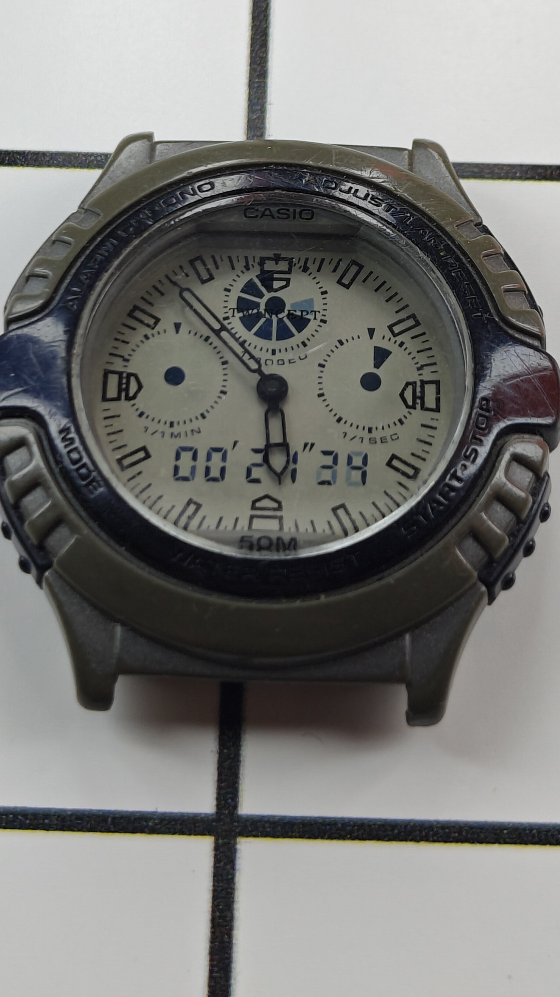 Vintage Casio TWINCEPT Digi-Ani (AWX-10) Watch from the 1990s