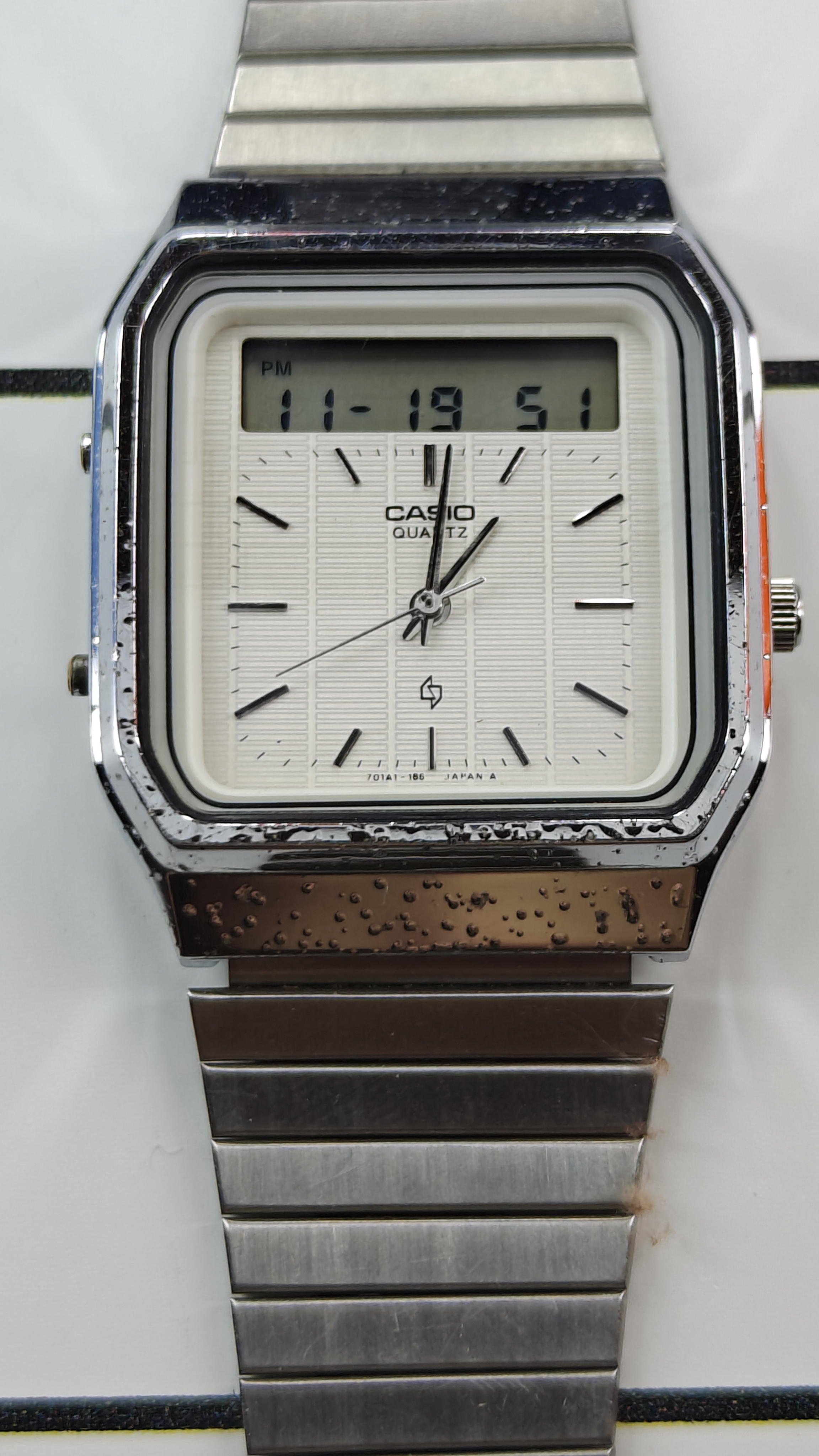 Vintage Casio AT552 JANUS Touch Screen Calculator Watch from the 1980s (Parts)