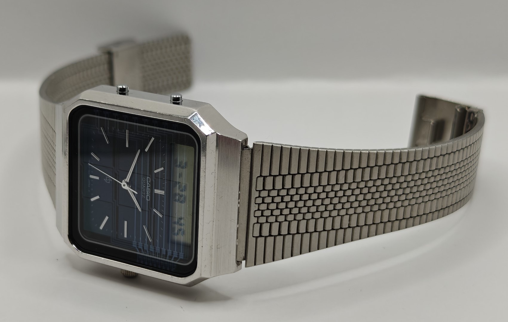 1984 Casio Janus Touch Screen Calculator watch - AT 550