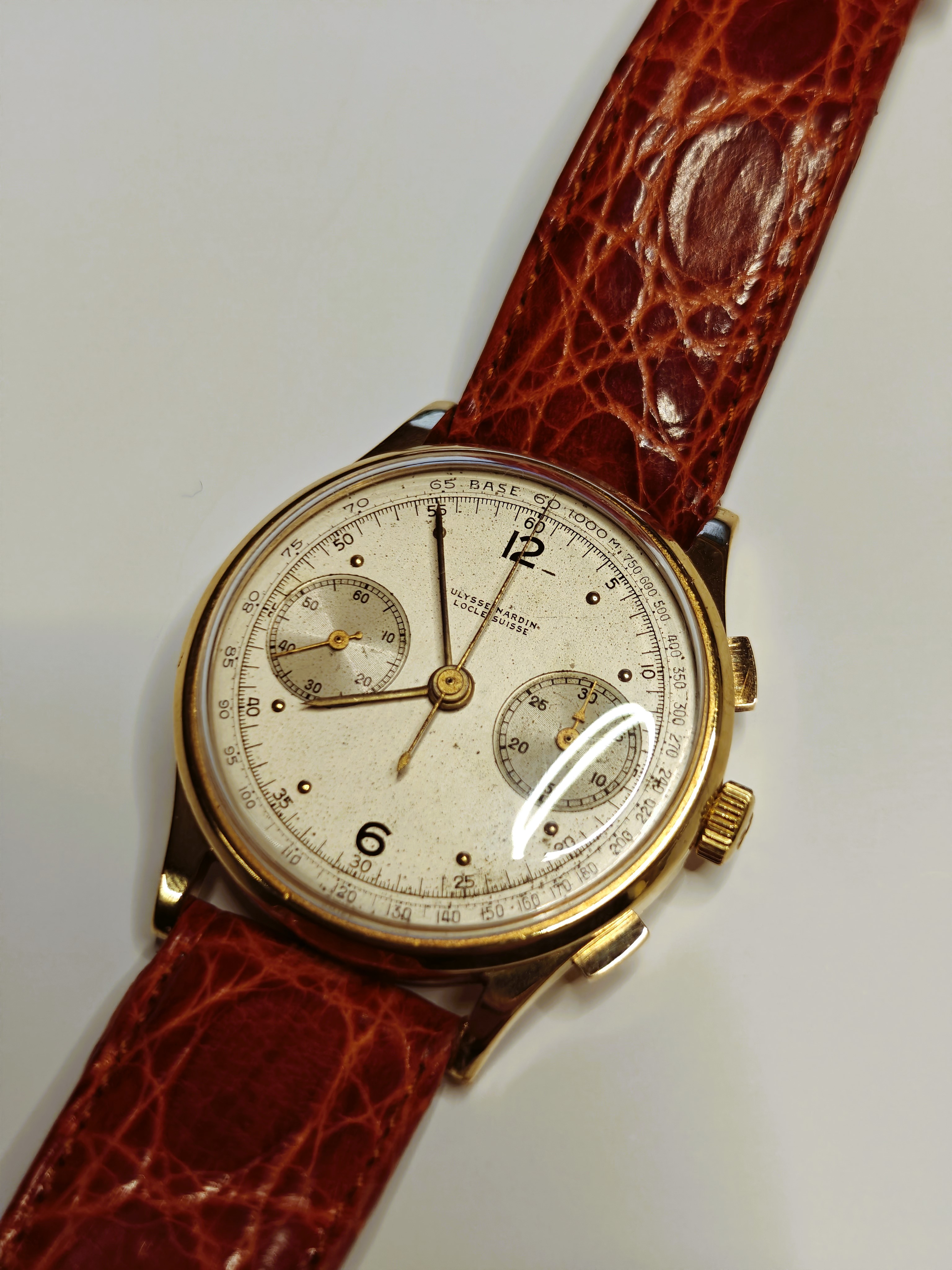 Ulysse Nardin 18k Solid Gold JUMBO Chronograph Locle Suisse - Rare