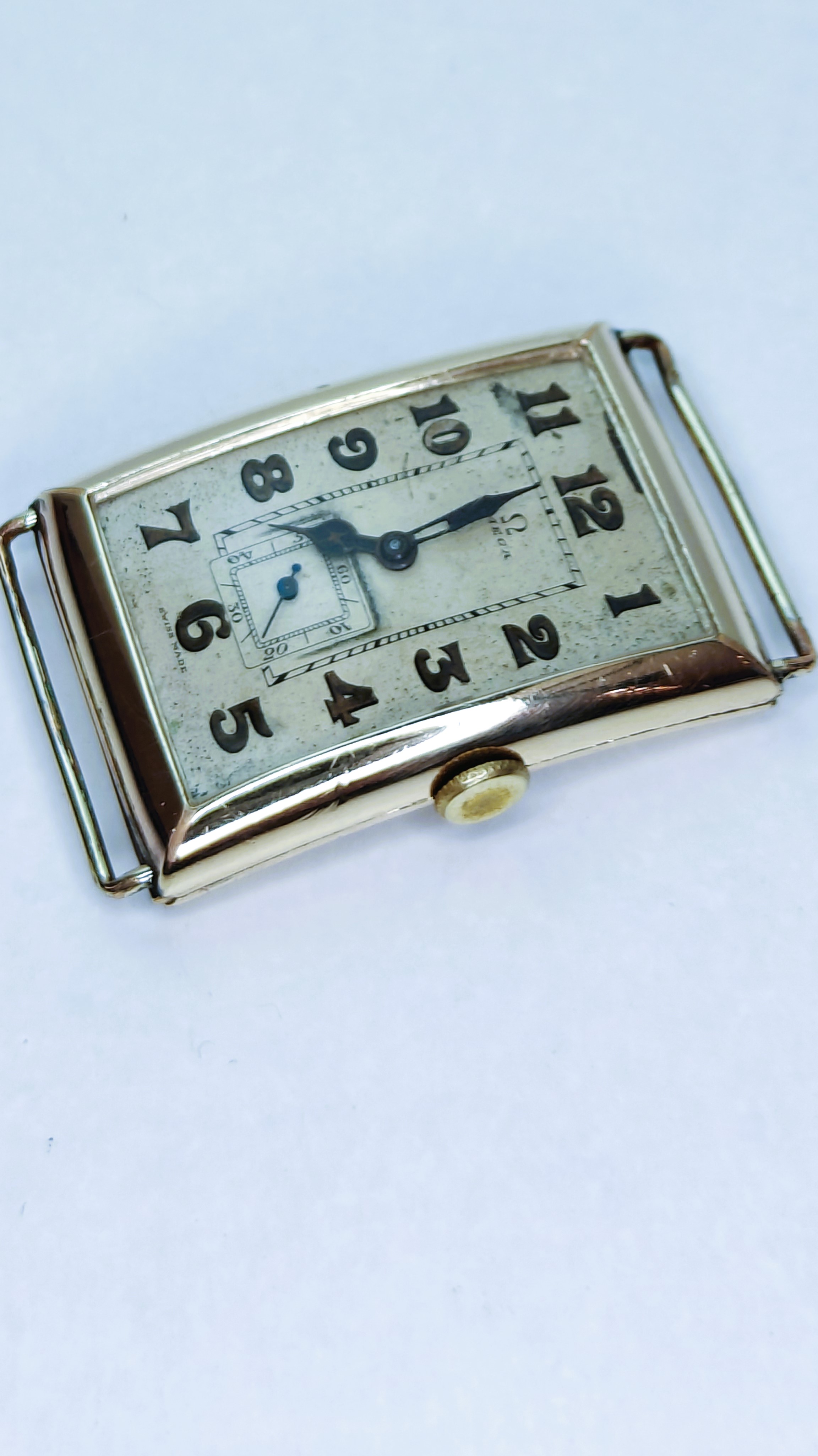 Omega Oversized Art Deco rectangular Tank - 40 microns gold Rare Completely Original