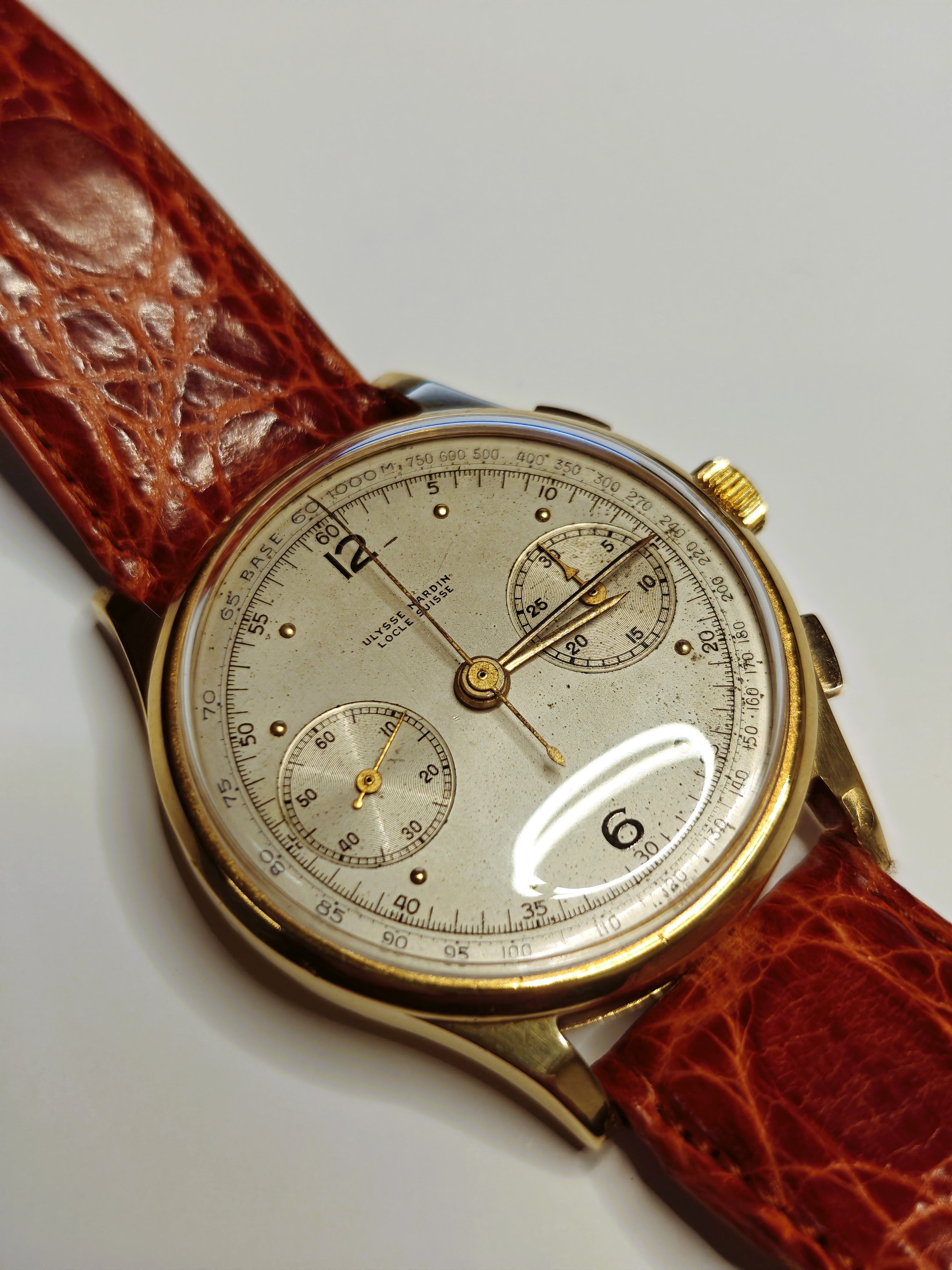 Ulysse Nardin 18k Solid Gold JUMBO Chronograph Locle Suisse - Rare