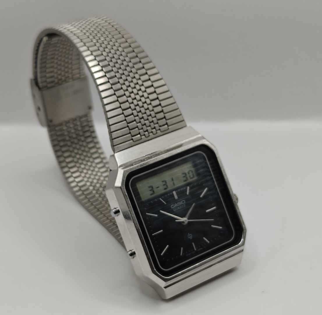 1984 Casio Janus Touch Screen Calculator watch - AT 550