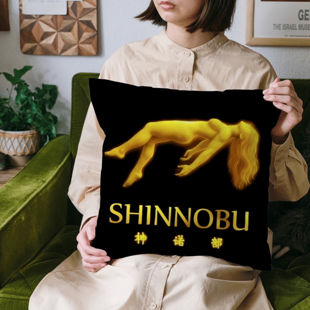 SHINNOBU Decorative Gold Pillow