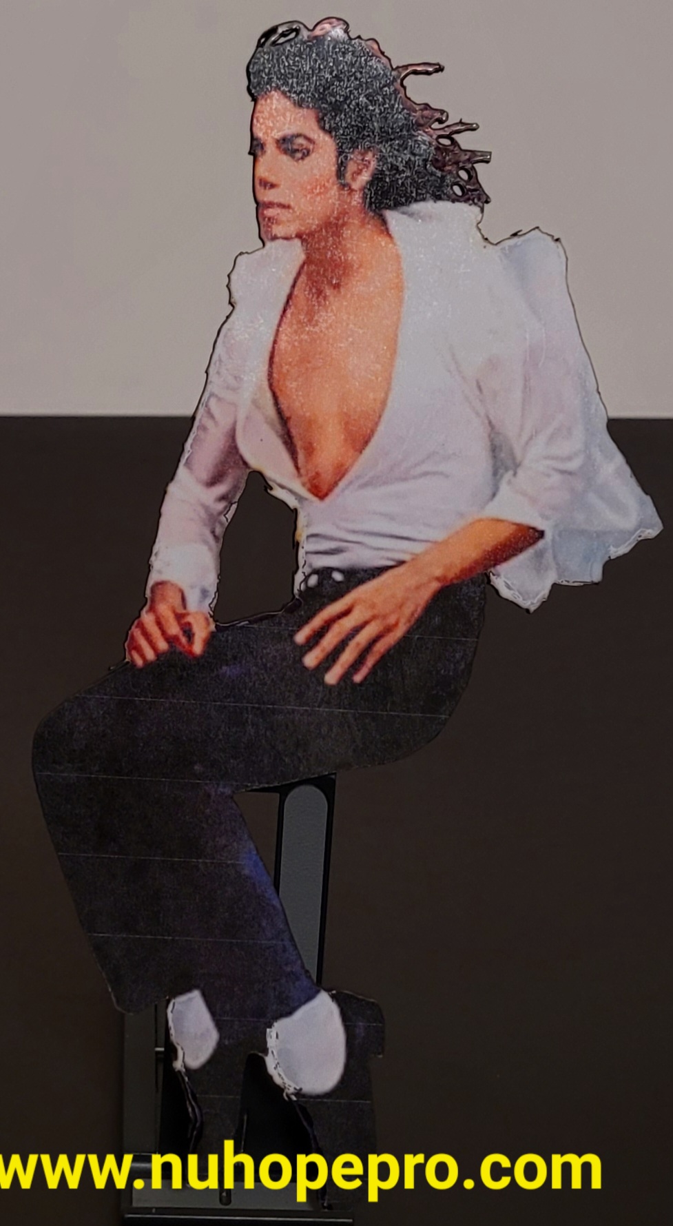  Michael Jackson wooden laminated photo Cutout