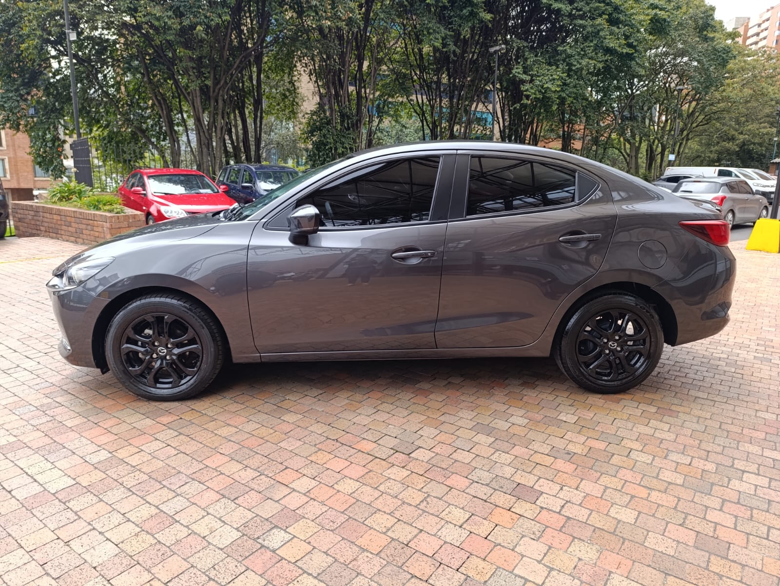 Mazda 2 Grand Touring