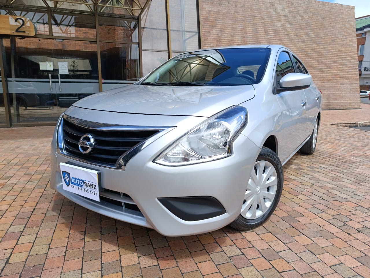 Nissan Versa Sense