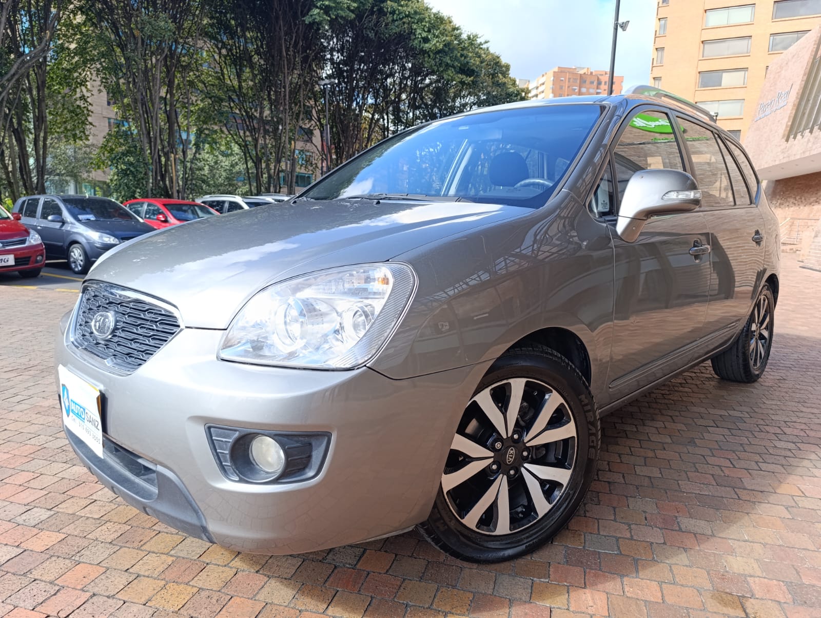 Kia Carens Rondo EX