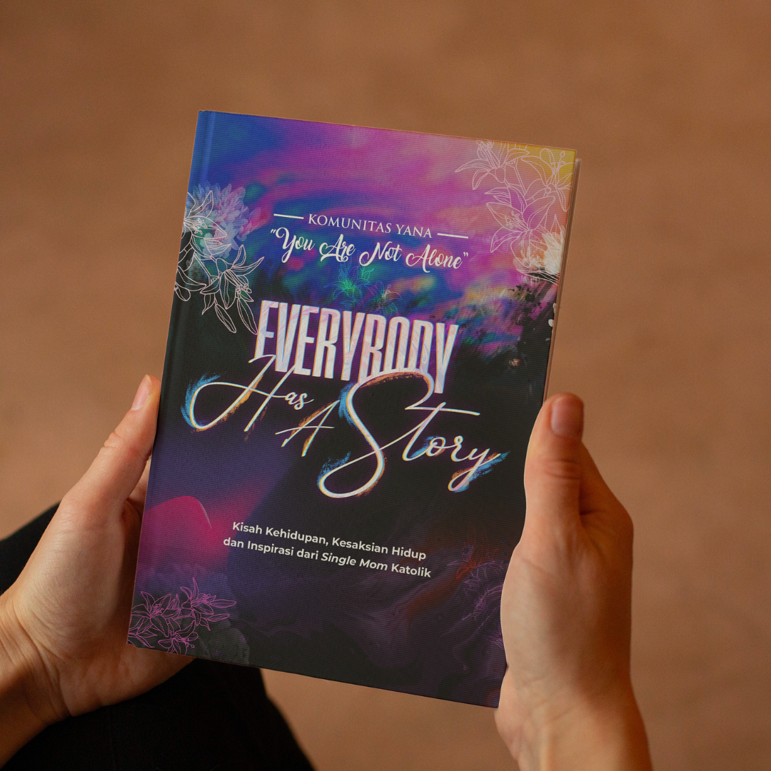 Buku Everybody Has A Story