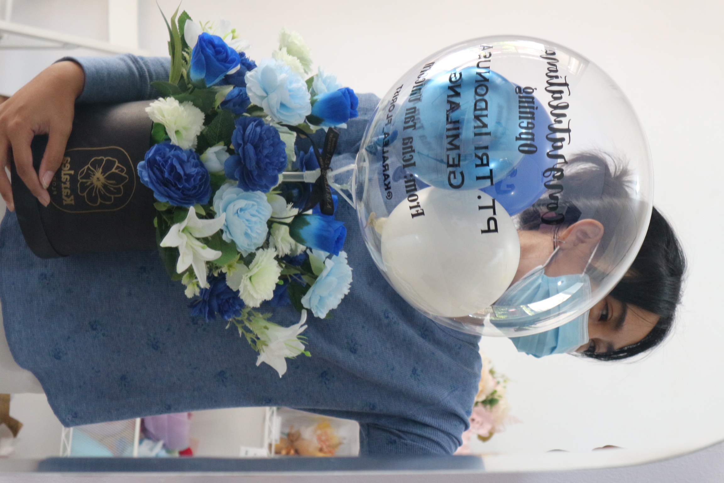 Flowerbox and Balloon (Artificial Flower)