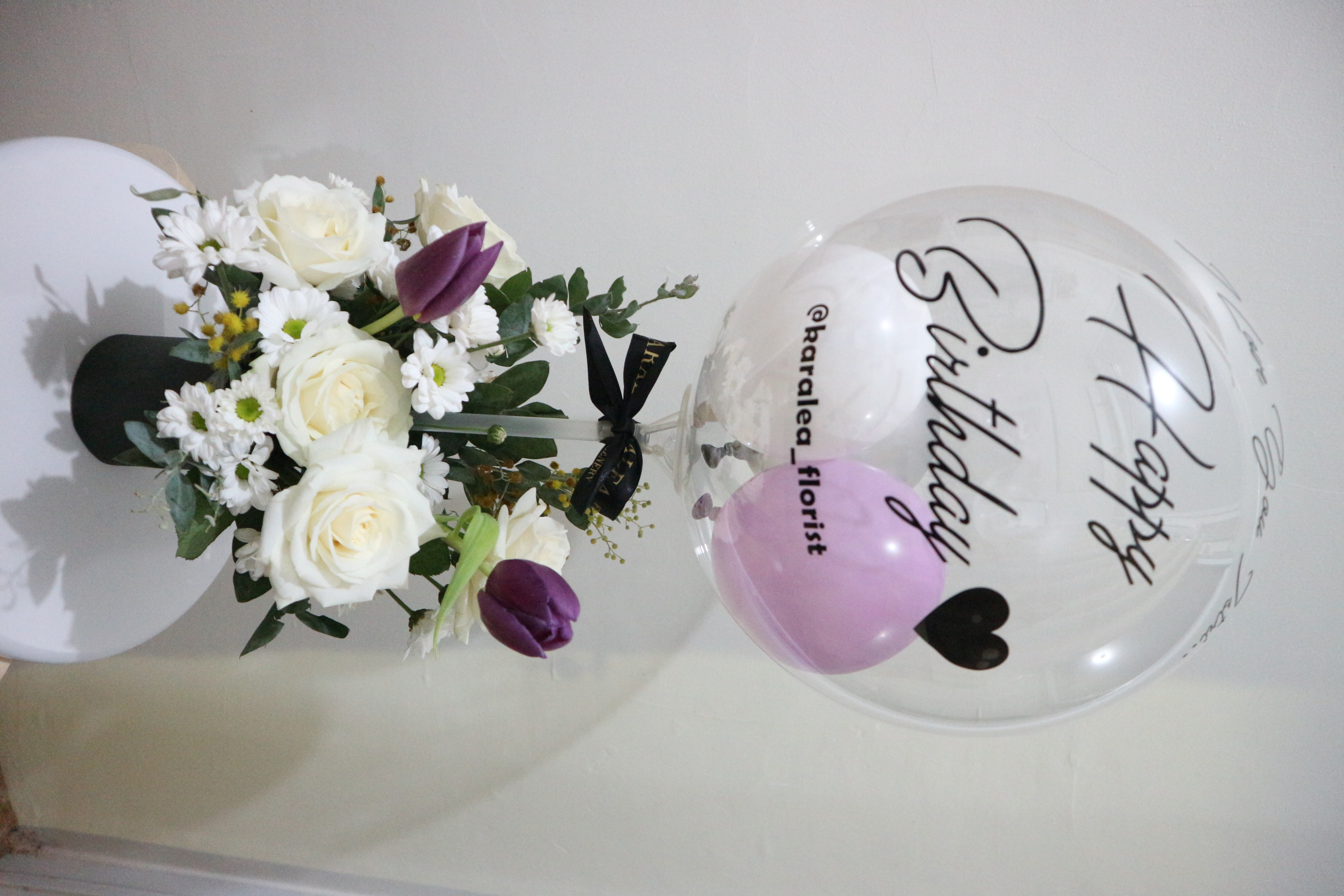 Turo Mini Box and Balloon