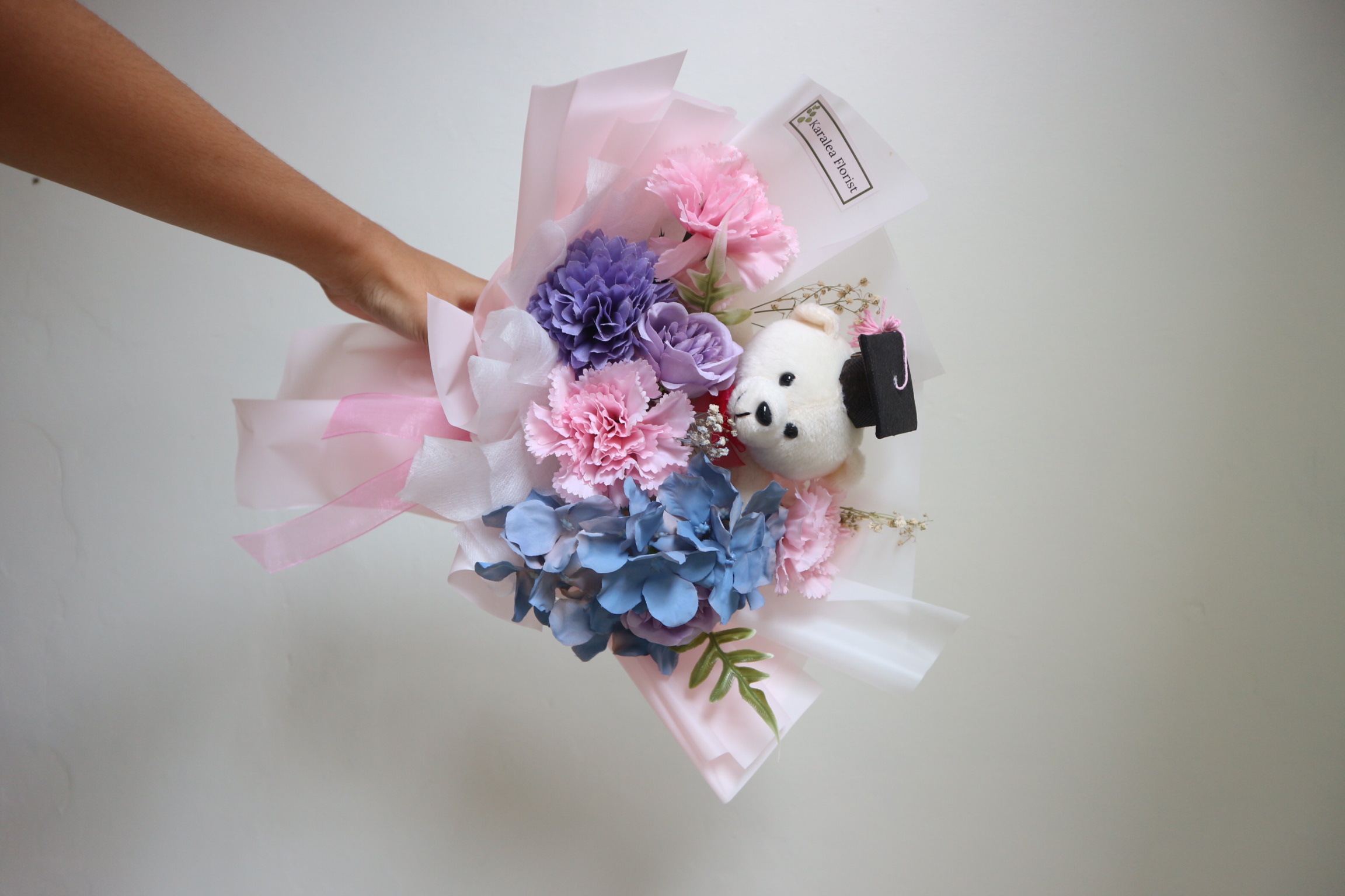 Lovely Bouquet & Teddy Gradu