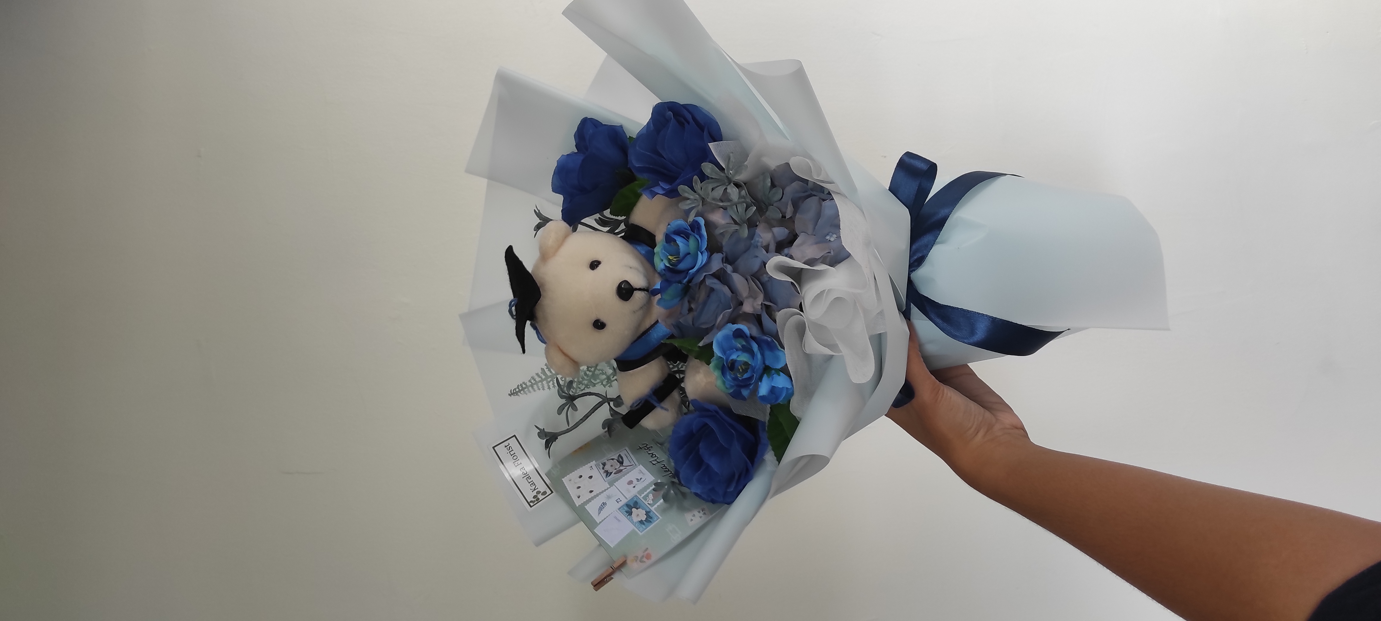 Lovely Bouquet & Teddy Gradu