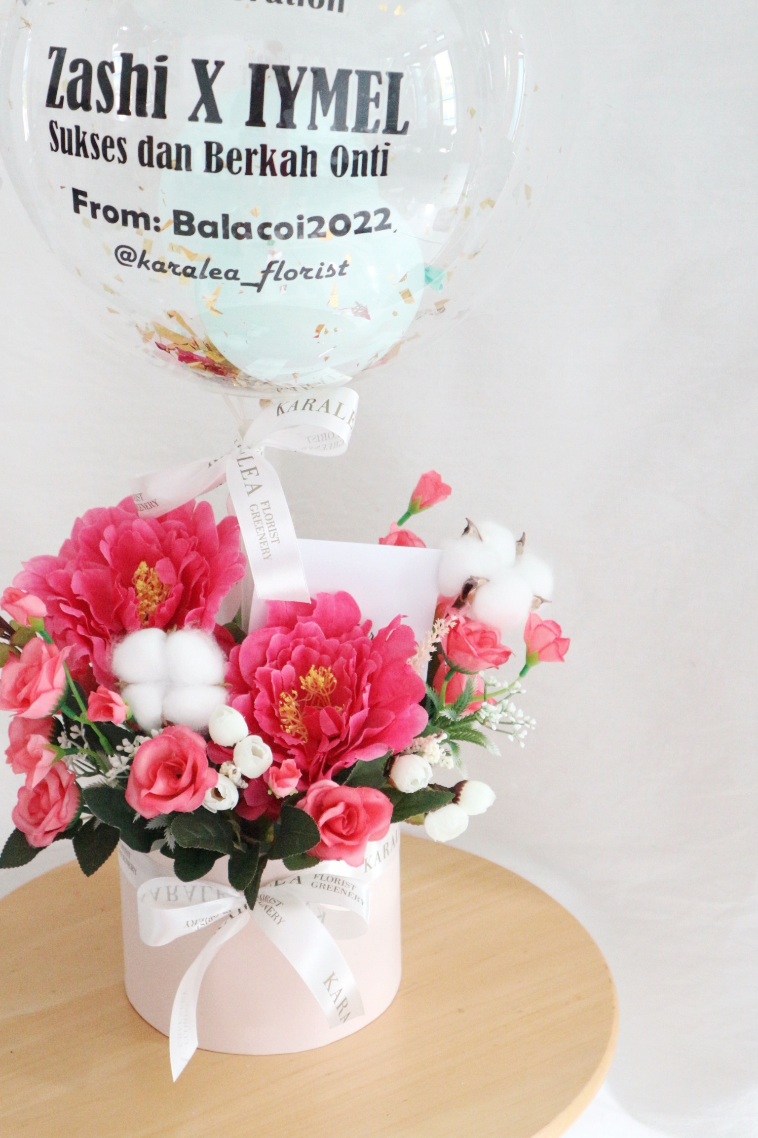 Flowerbox & Balloon 12 (ARTIFICIAL)