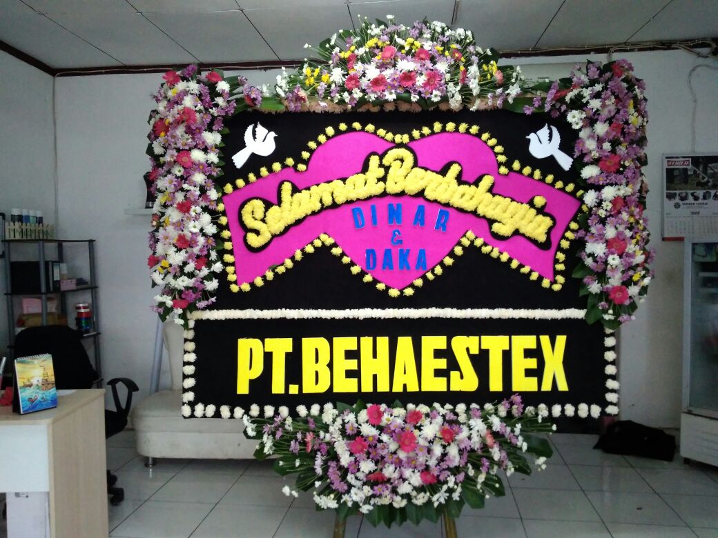 Bunga Papan Besar Grande 2 x 1,5 Meter