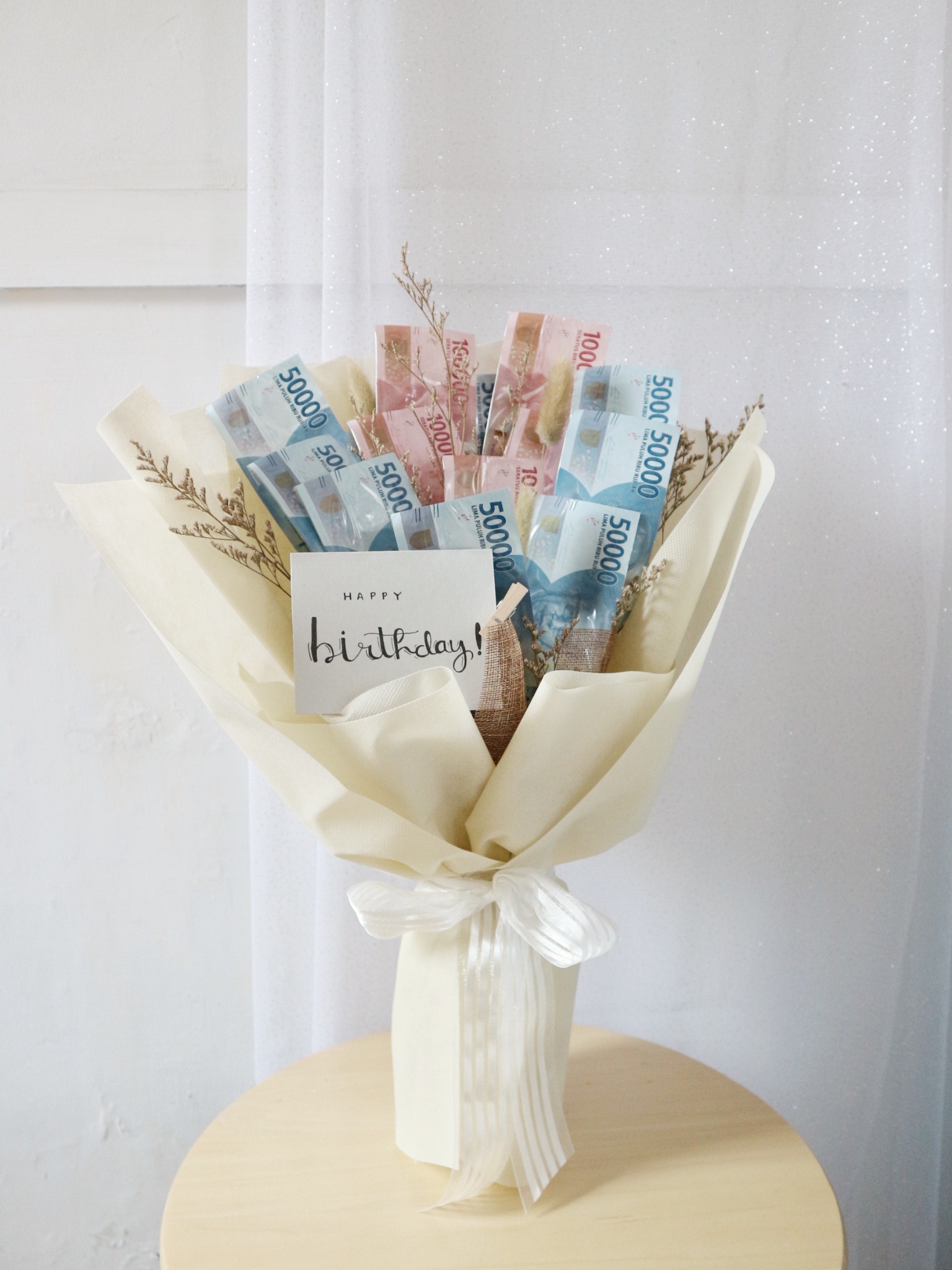 Prosperity Bouquet ( 8 LEMBAR 50K & 5 lembar 100K )