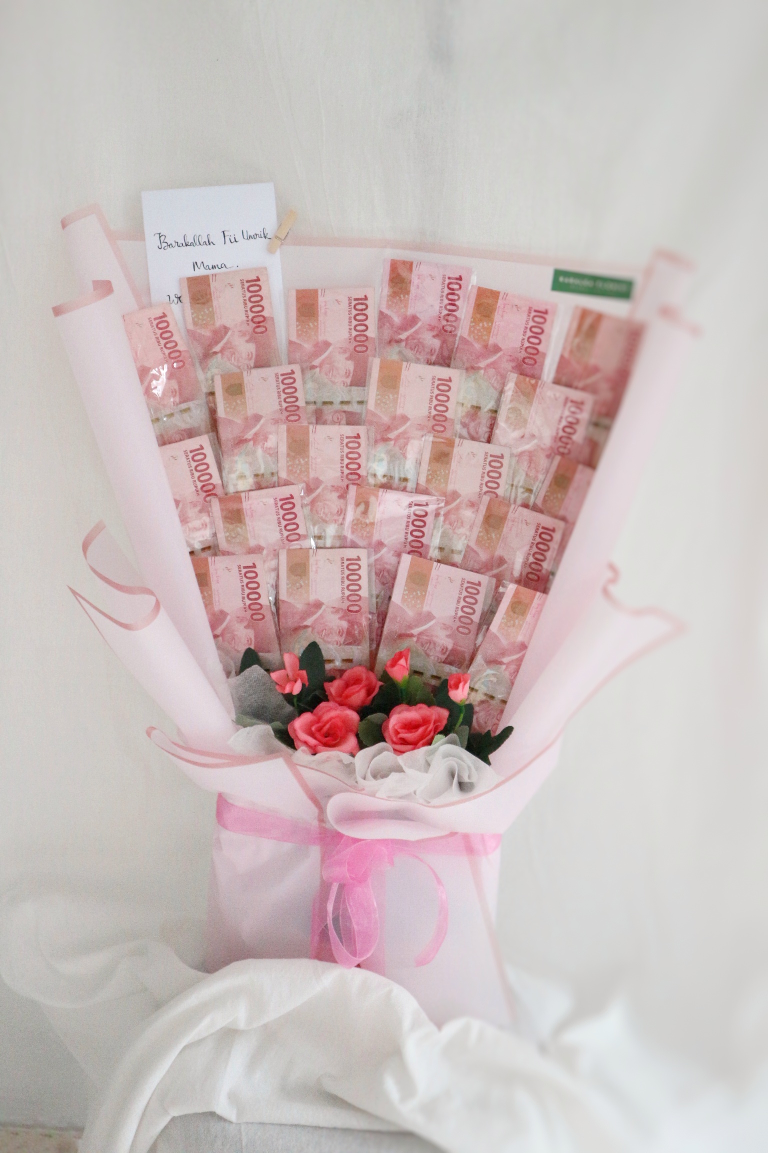 Prosperity Petals (20 LEMBAR @100K & BUNGA ARTIFICIAL) 
