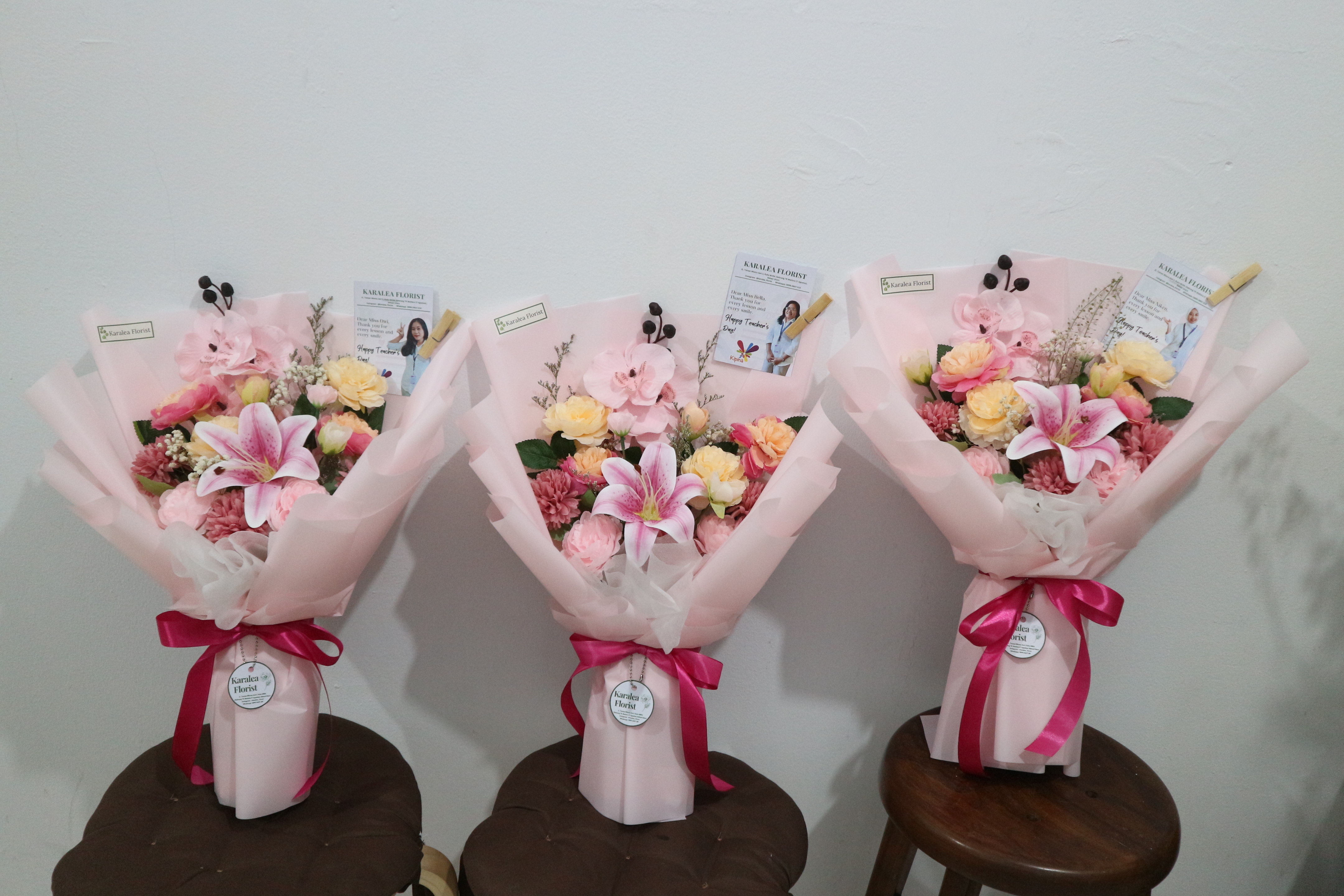 Lovely Bouquet Artificial M