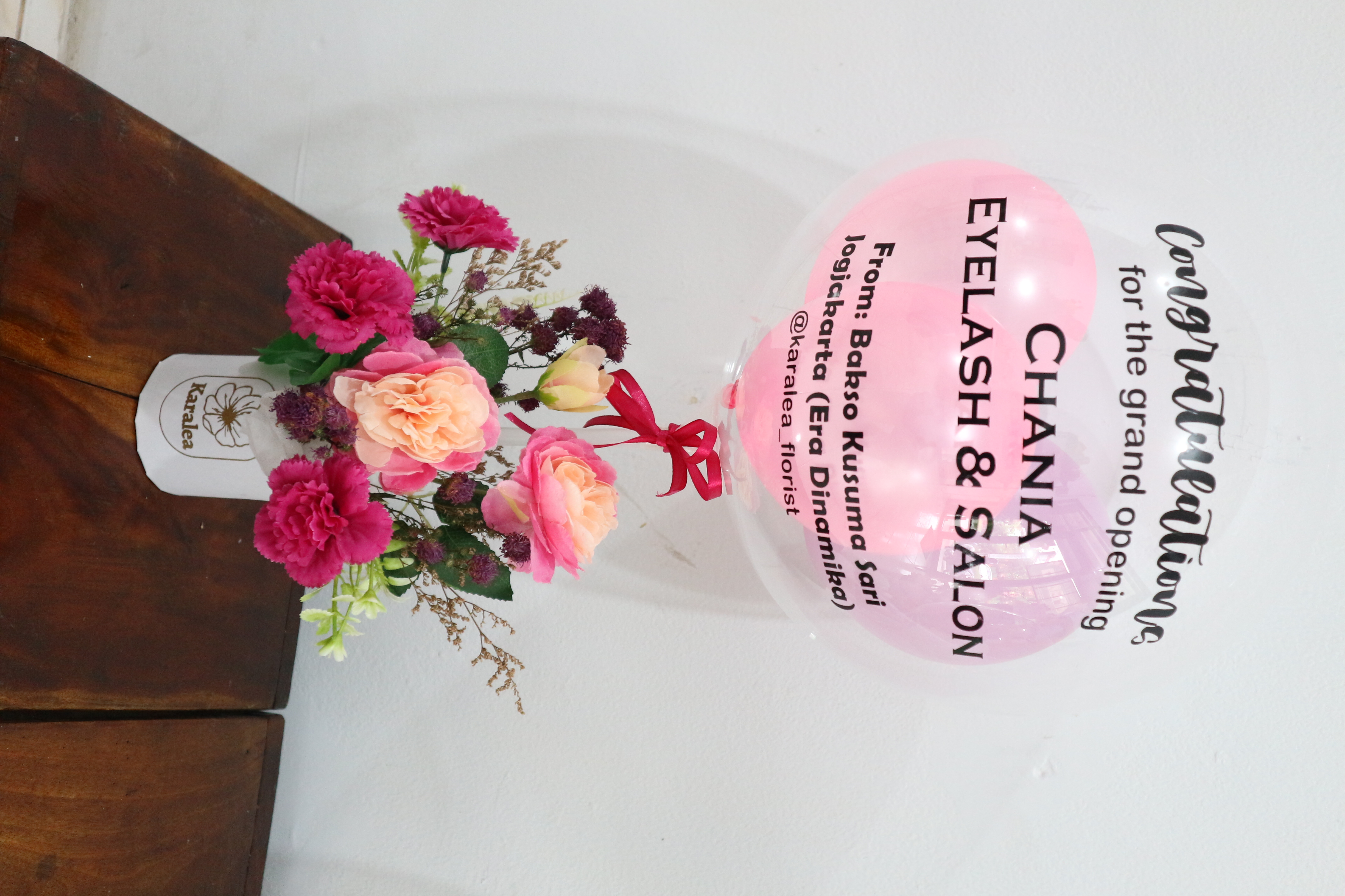 Mini Flowerbox and Balloon (Artificial Flower)