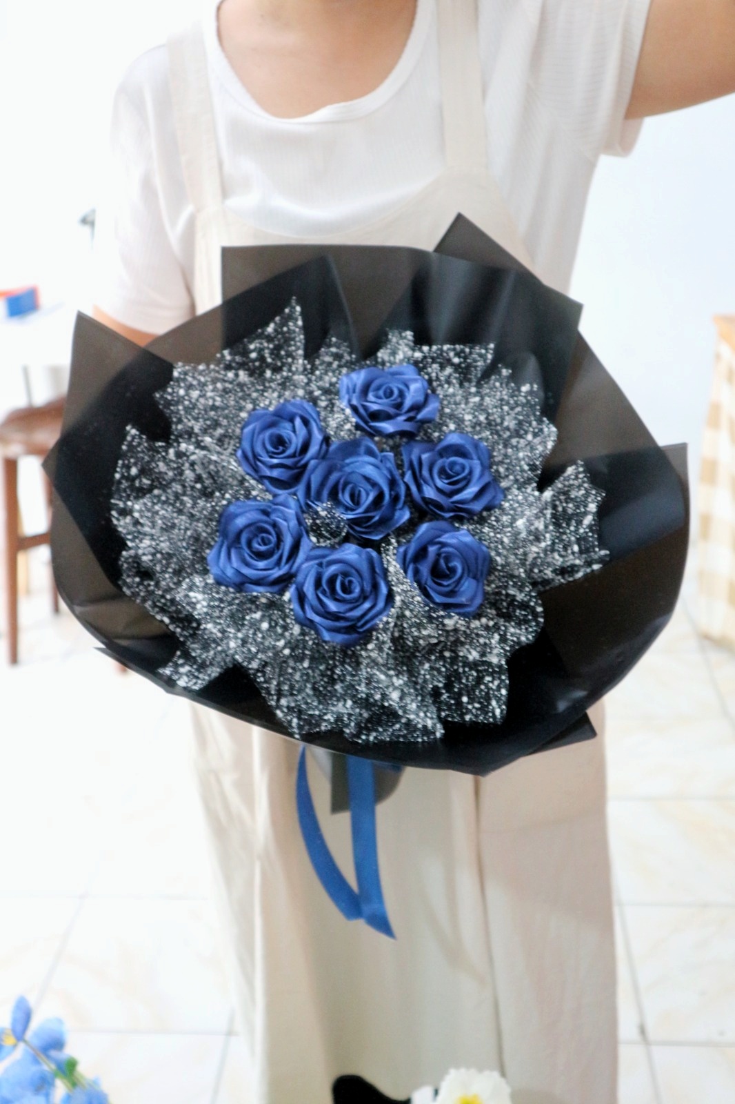 SATIN BOUQUET