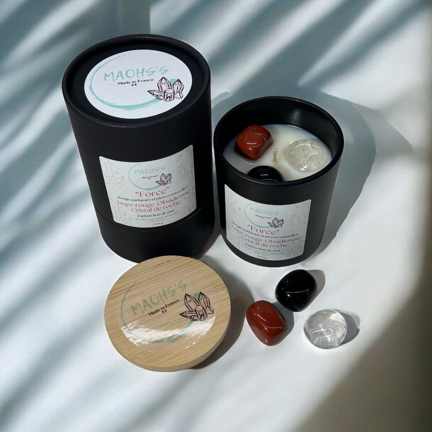 Bougie « Force » Obsidienne noire - Jaspe rouge et Cristal de roche  - senteur Bois de oud 
